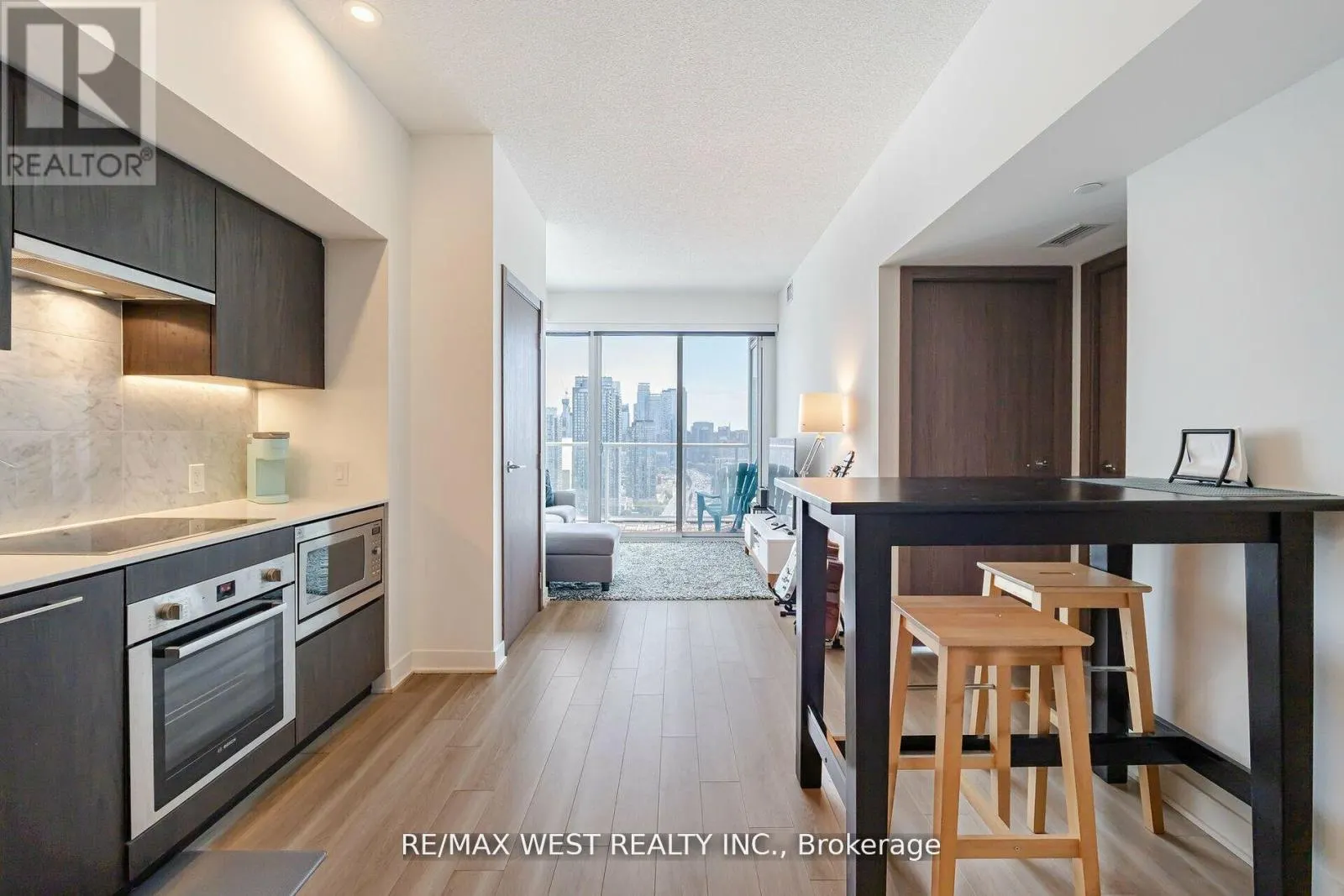 3912 - 17 BATHURST STREET