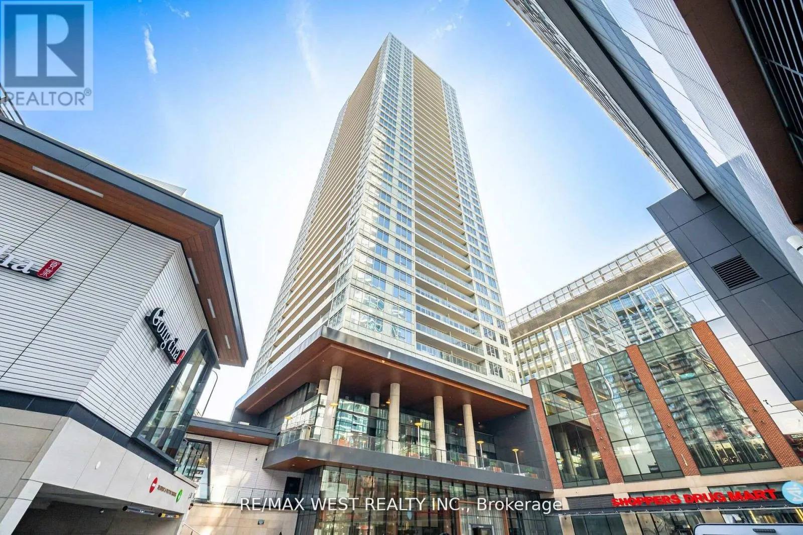 3912 - 17 BATHURST STREET
