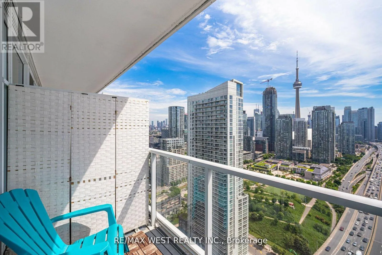 3912 - 17 BATHURST STREET