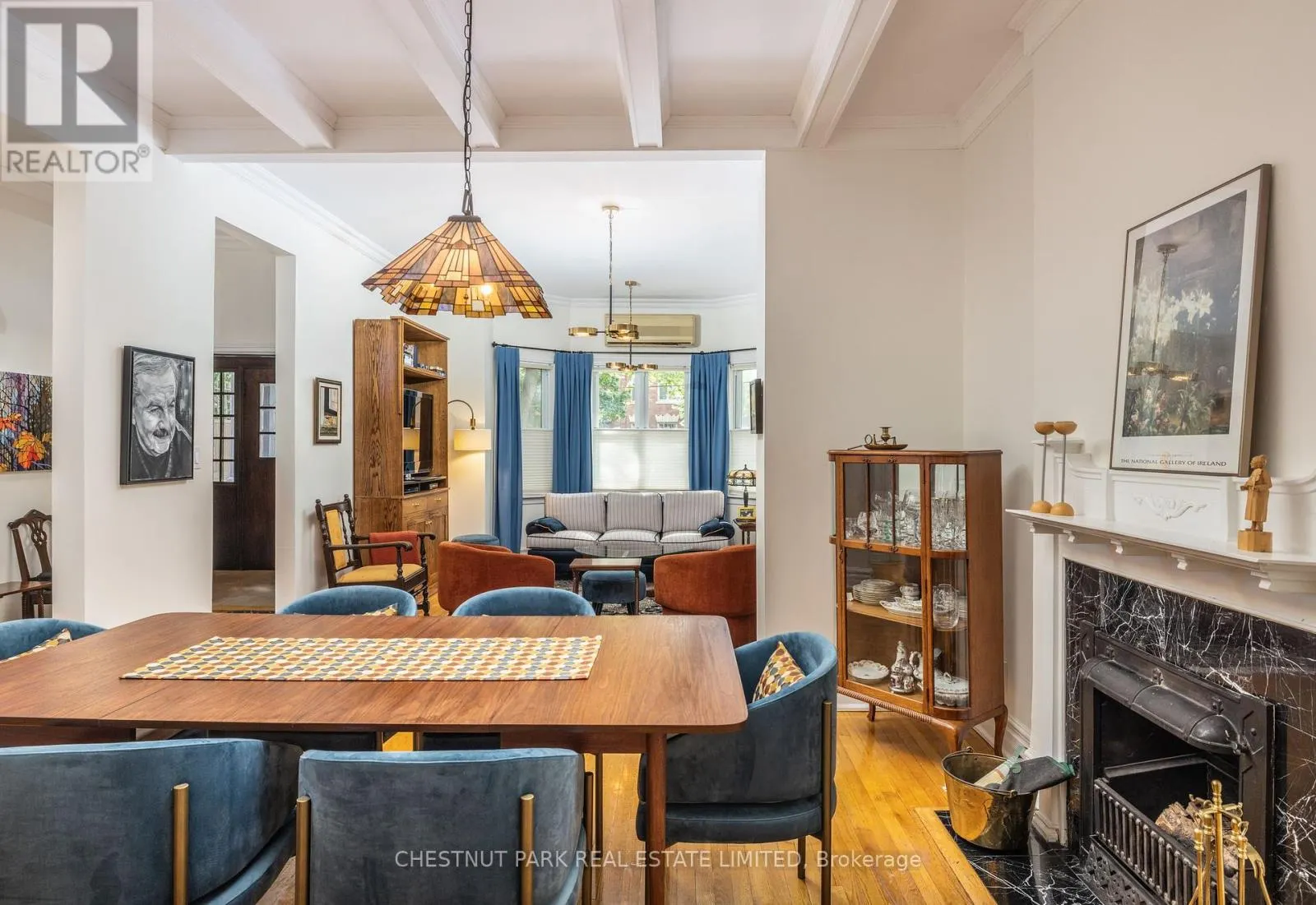 4 MAPLE AVENUE