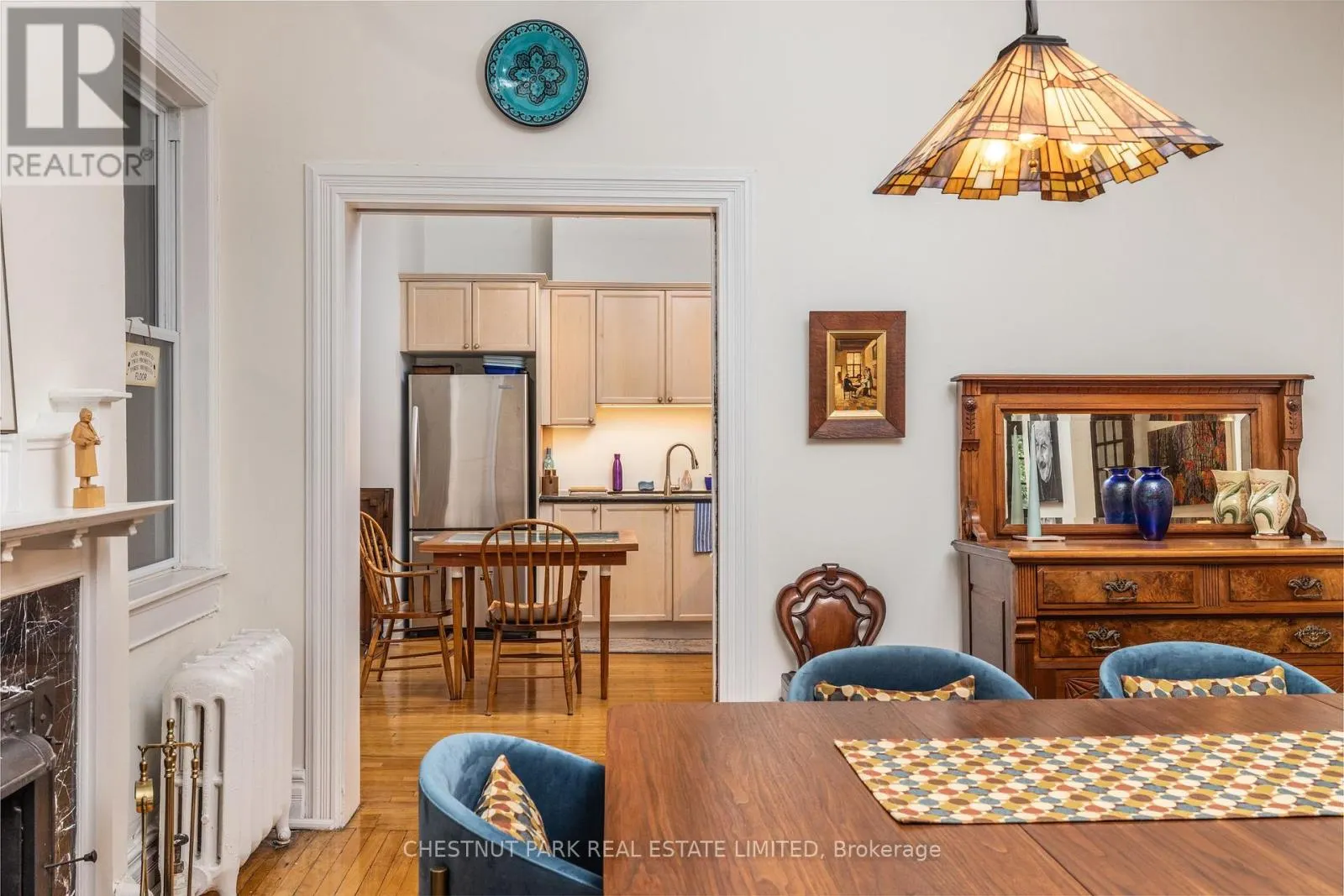 4 MAPLE AVENUE