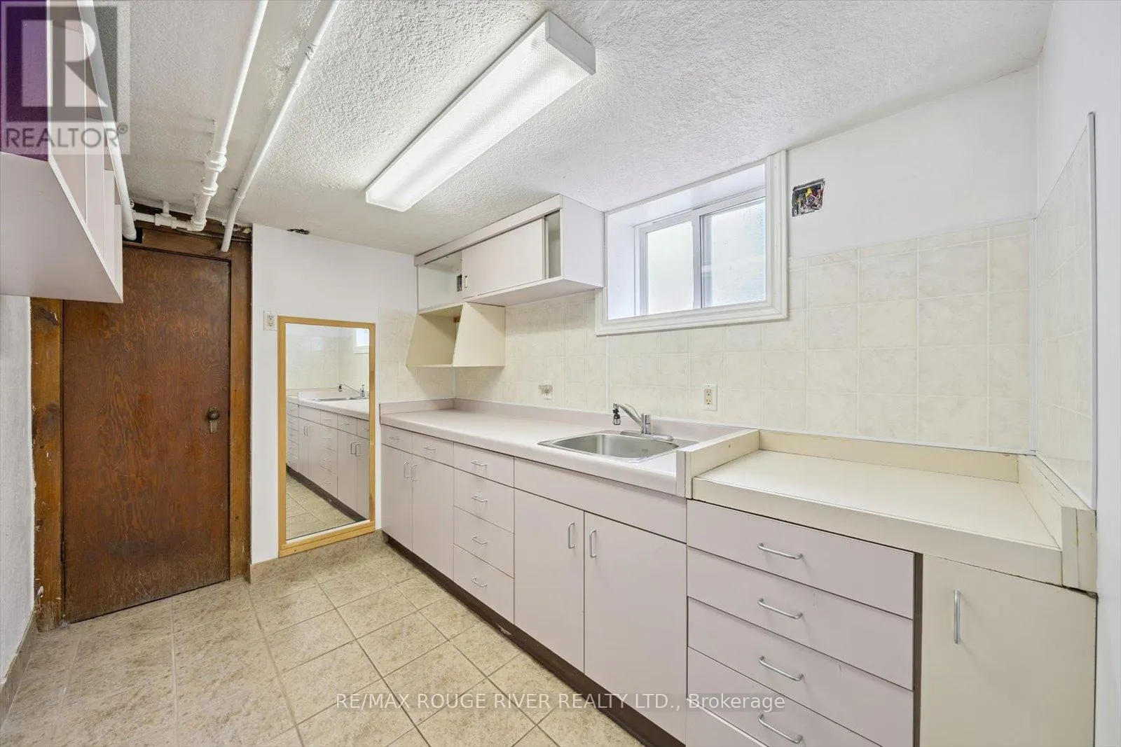 424 OAKWOOD AVENUE