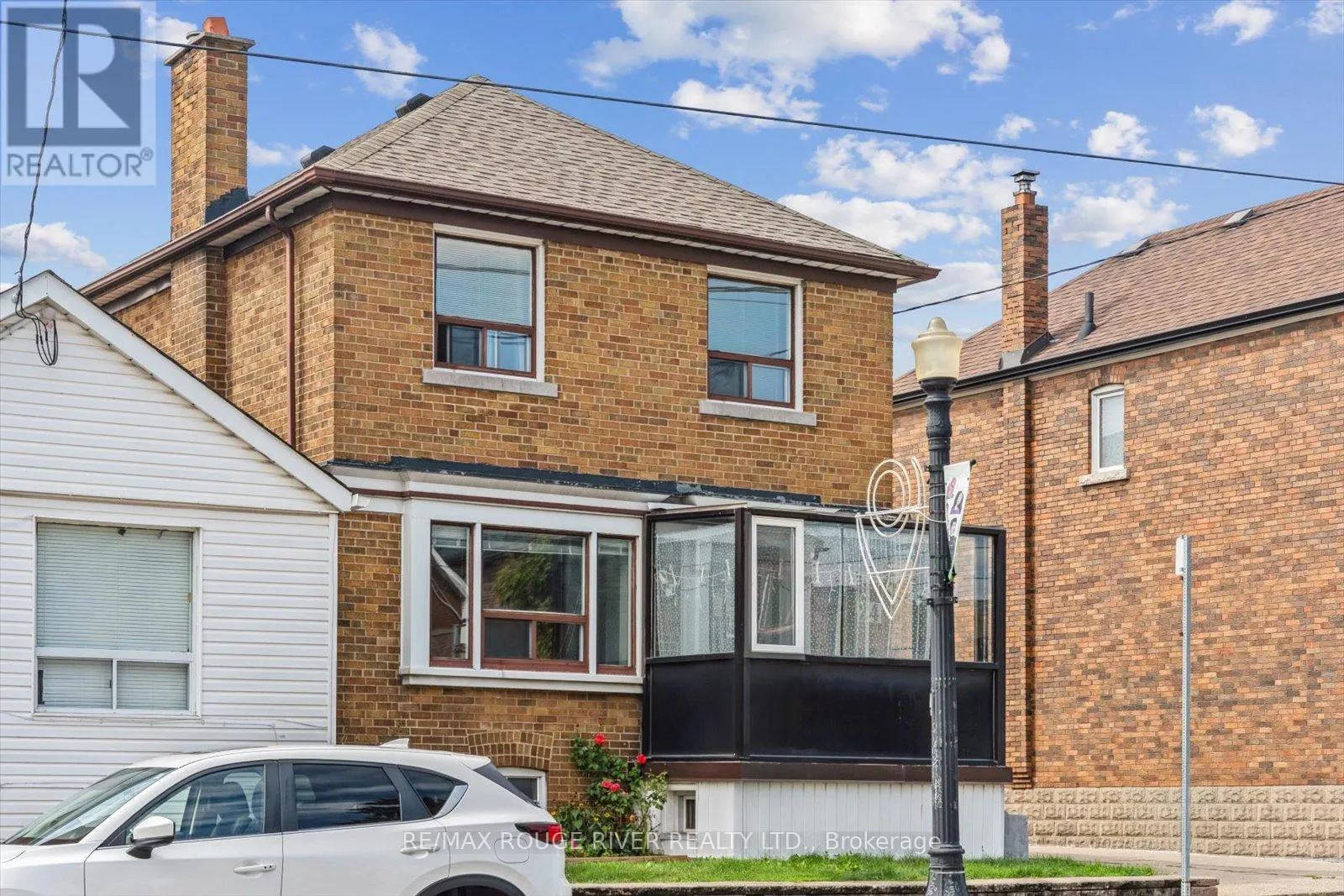 424 OAKWOOD AVENUE