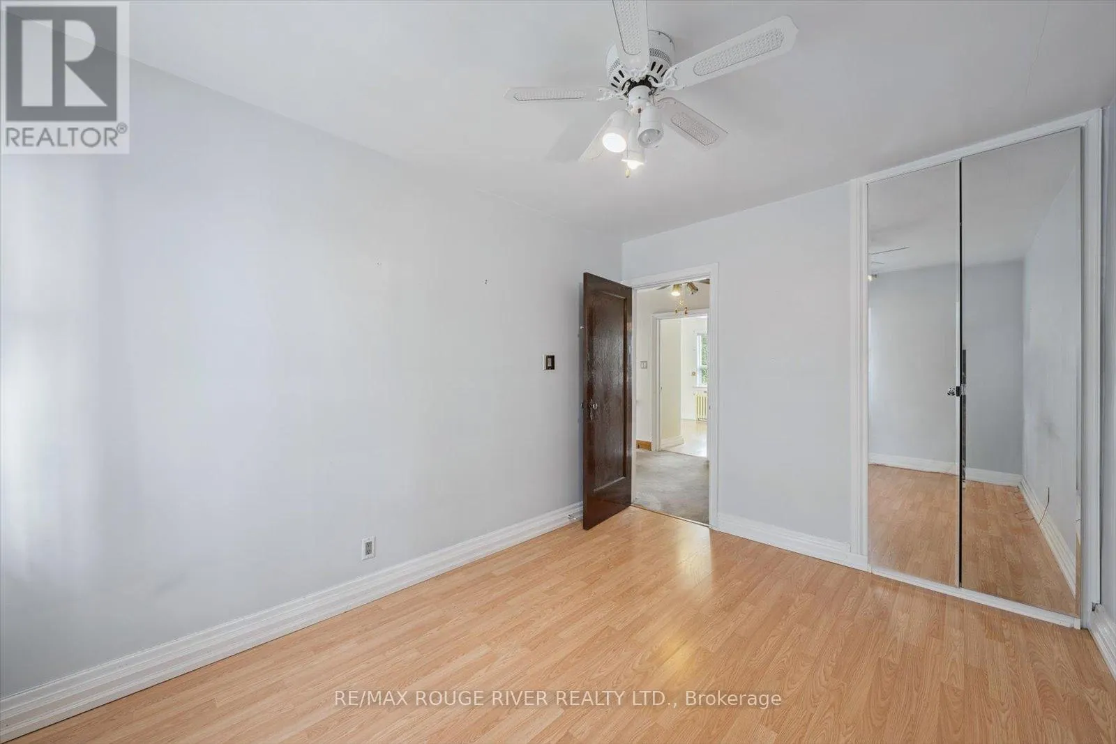 424 OAKWOOD AVENUE