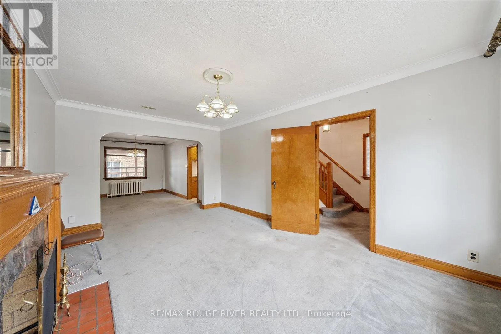 424 OAKWOOD AVENUE