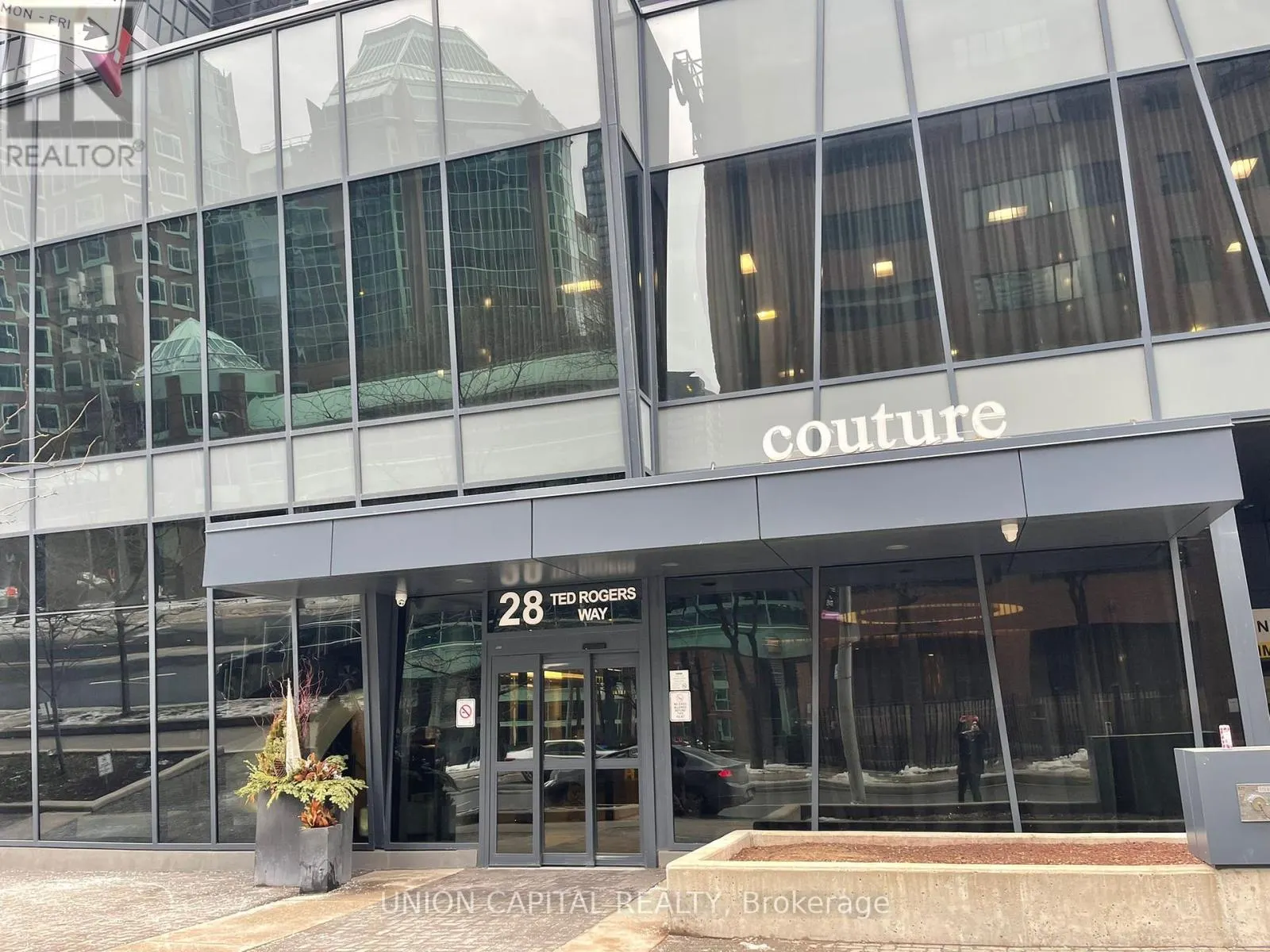 3807 - 28 TED ROGERS WAY