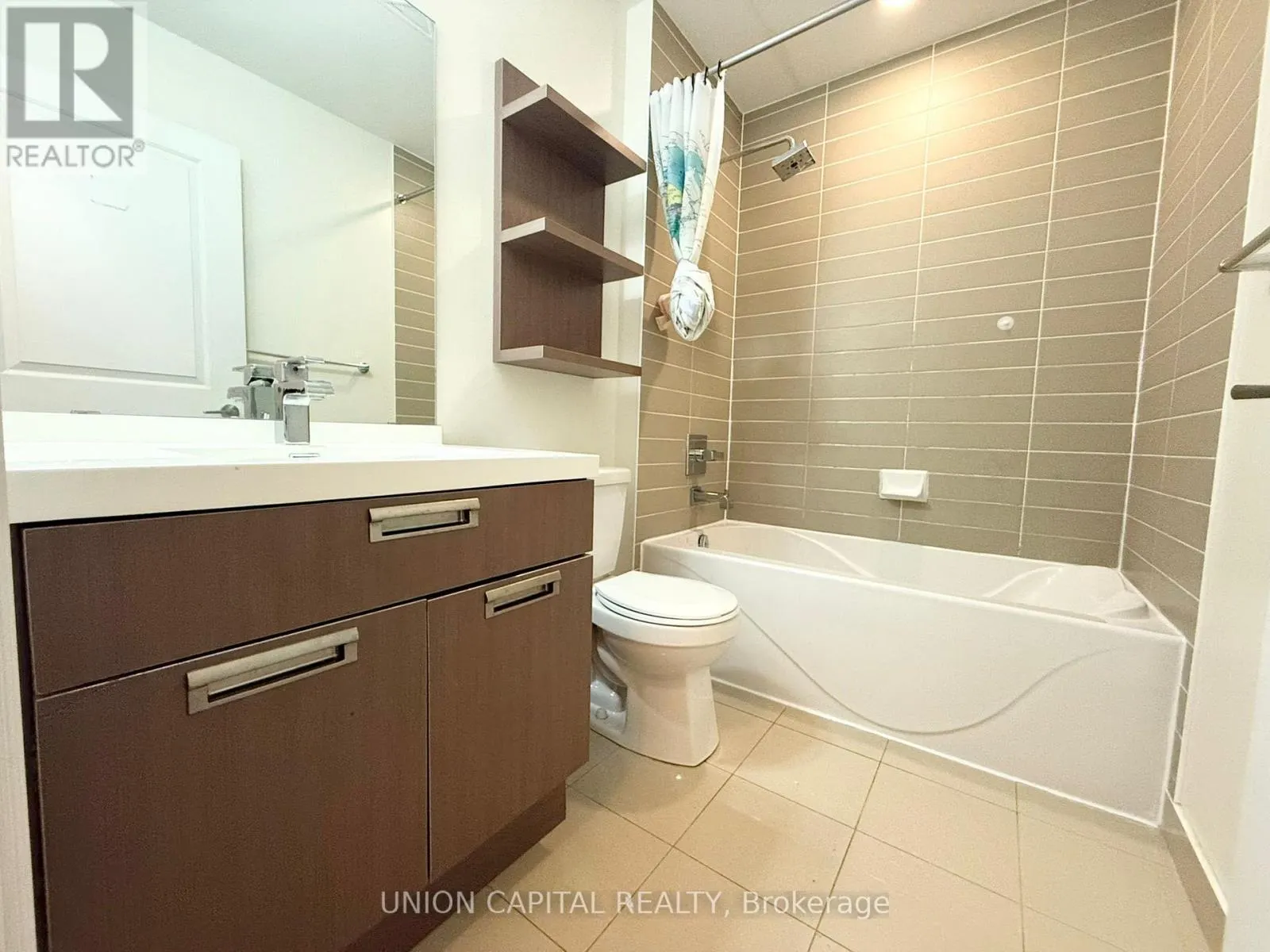 3807 - 28 TED ROGERS WAY
