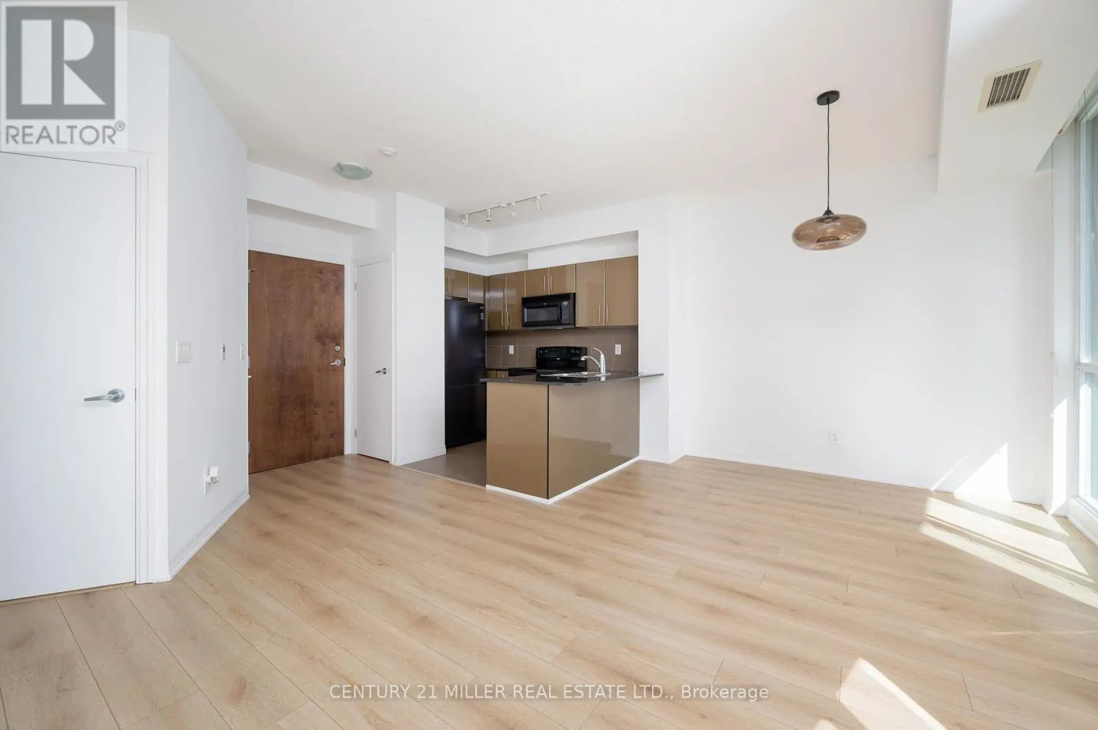 310 - 16 YONGE STREET