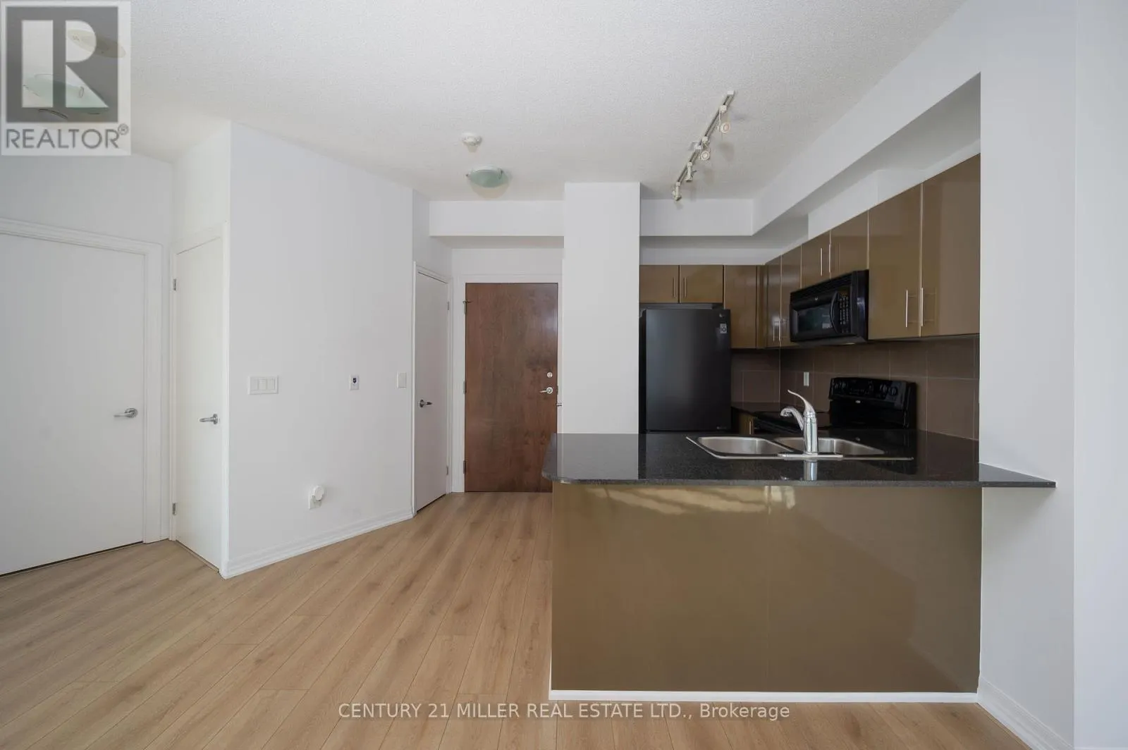 310 - 16 YONGE STREET