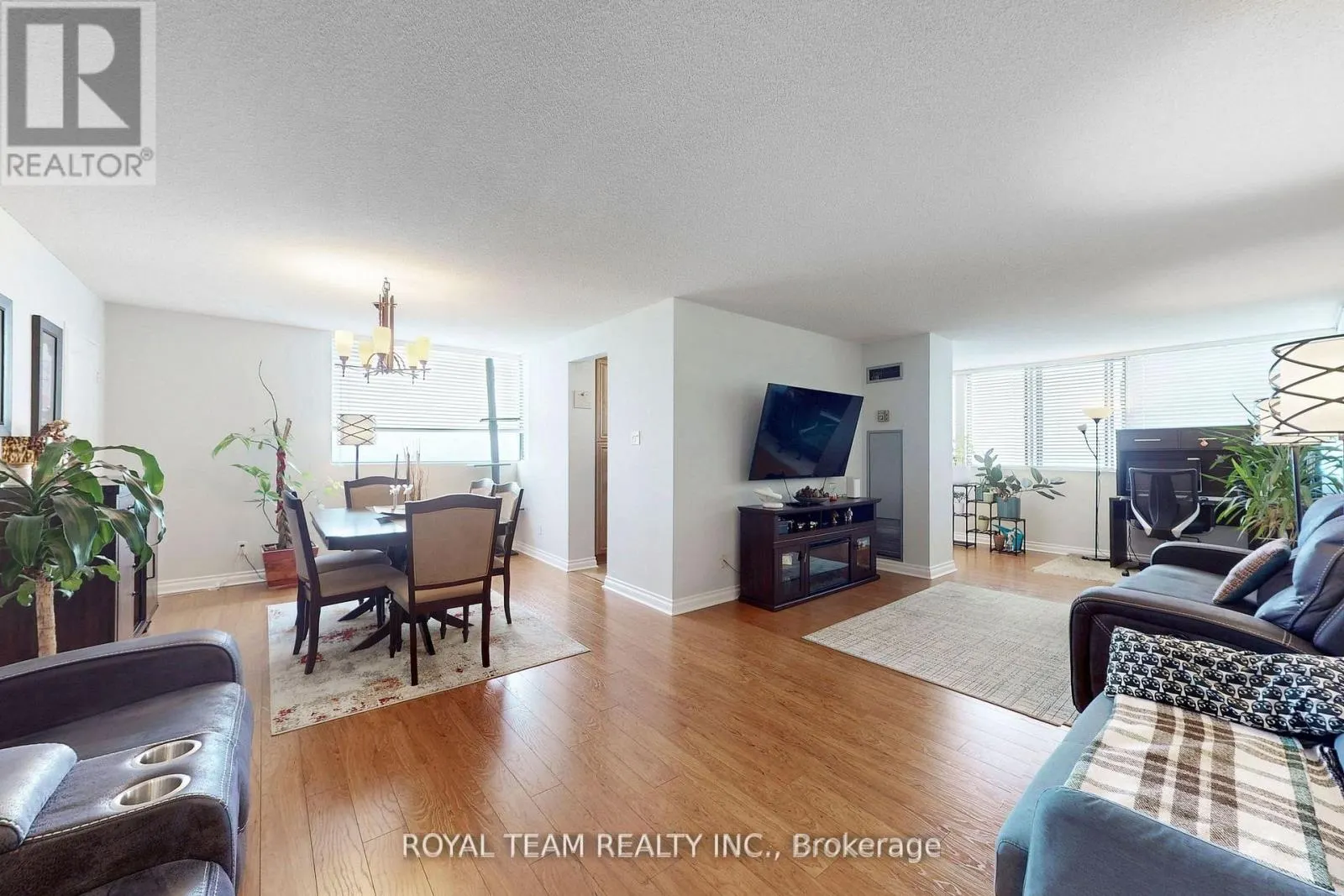 2503 - 133 TORRESDALE AVENUE