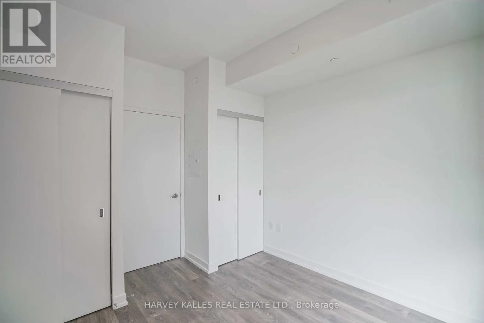 2501 - 15 LOWER JARVIS STREET