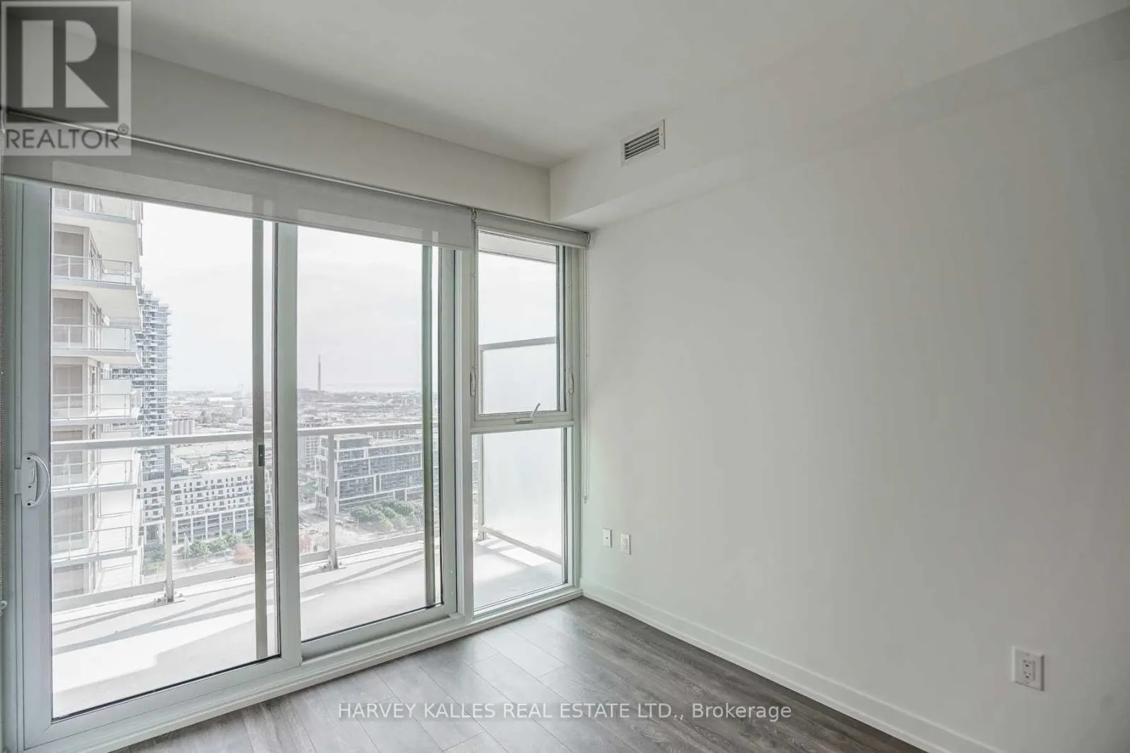 2501 - 15 LOWER JARVIS STREET
