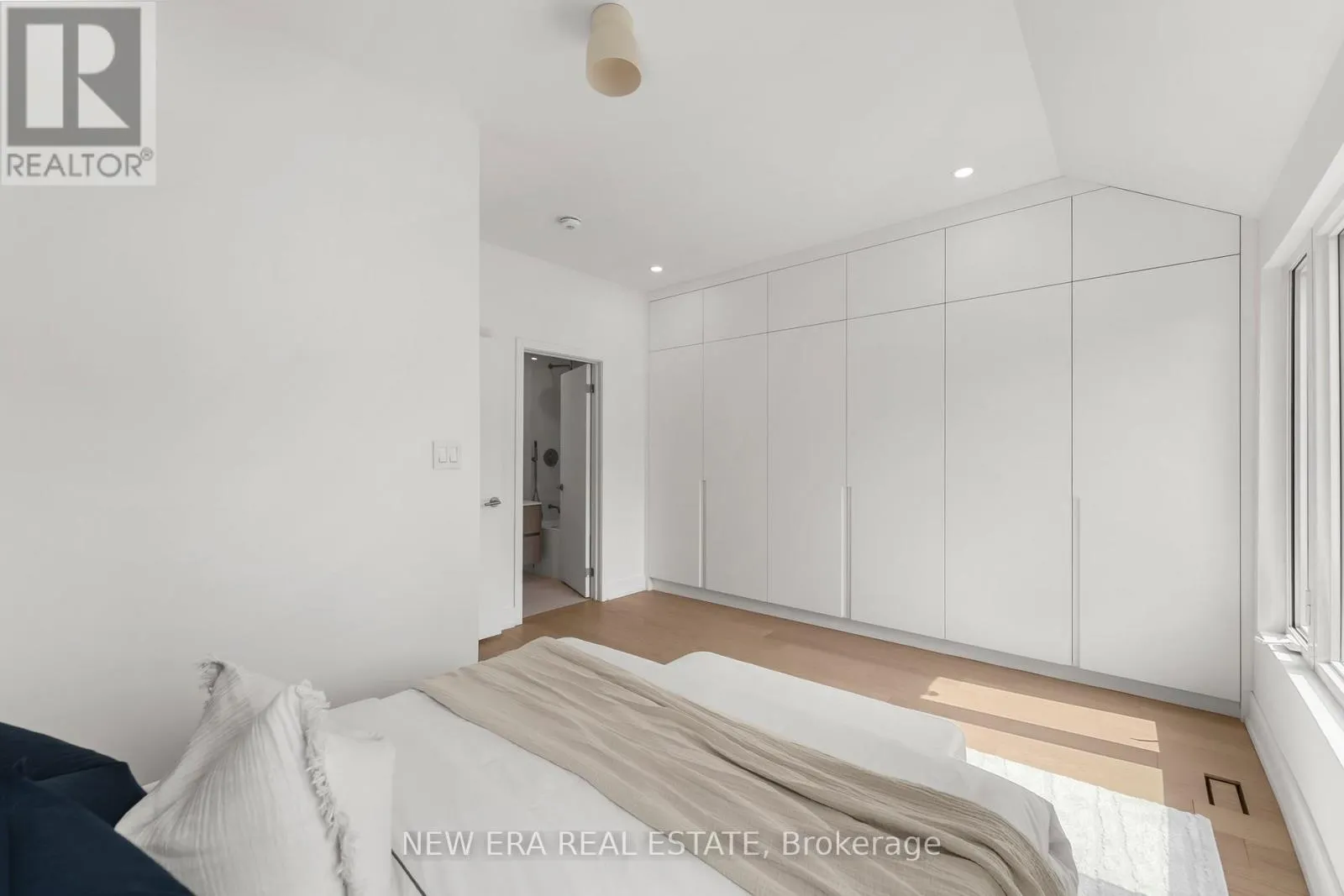 113 BELLWOODS AVENUE