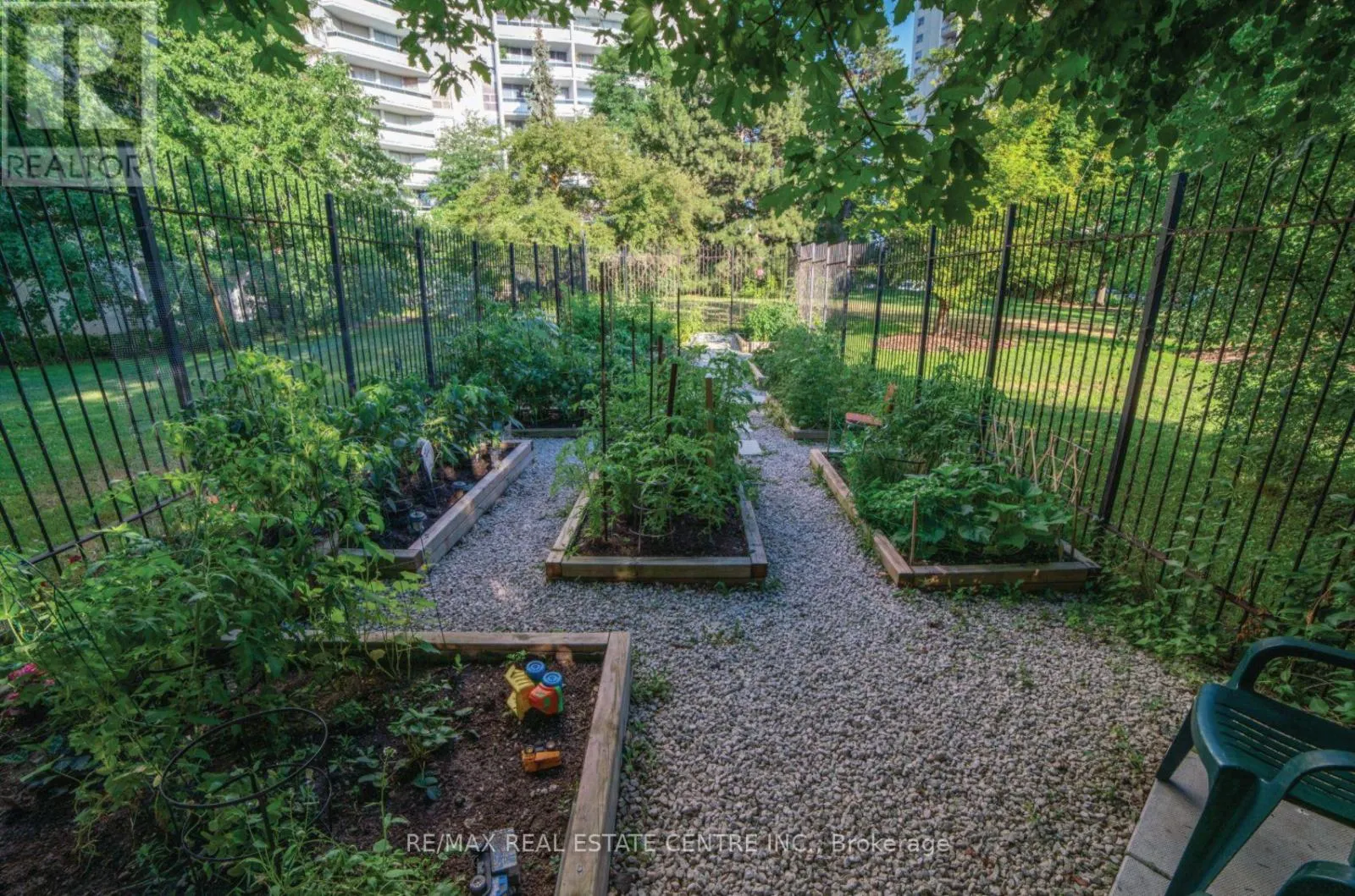 204 - 150 GRAYDON HALL DRIVE