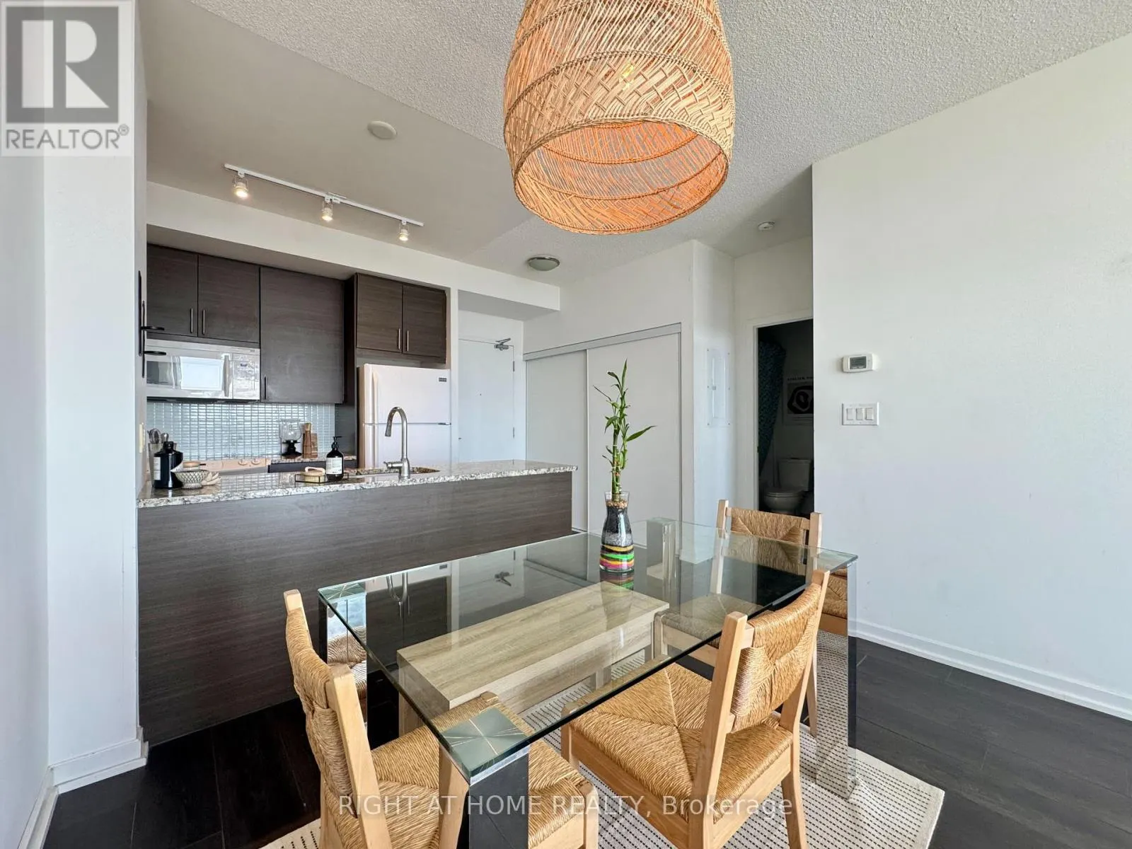 2109 - 70 FOREST MANOR ROAD