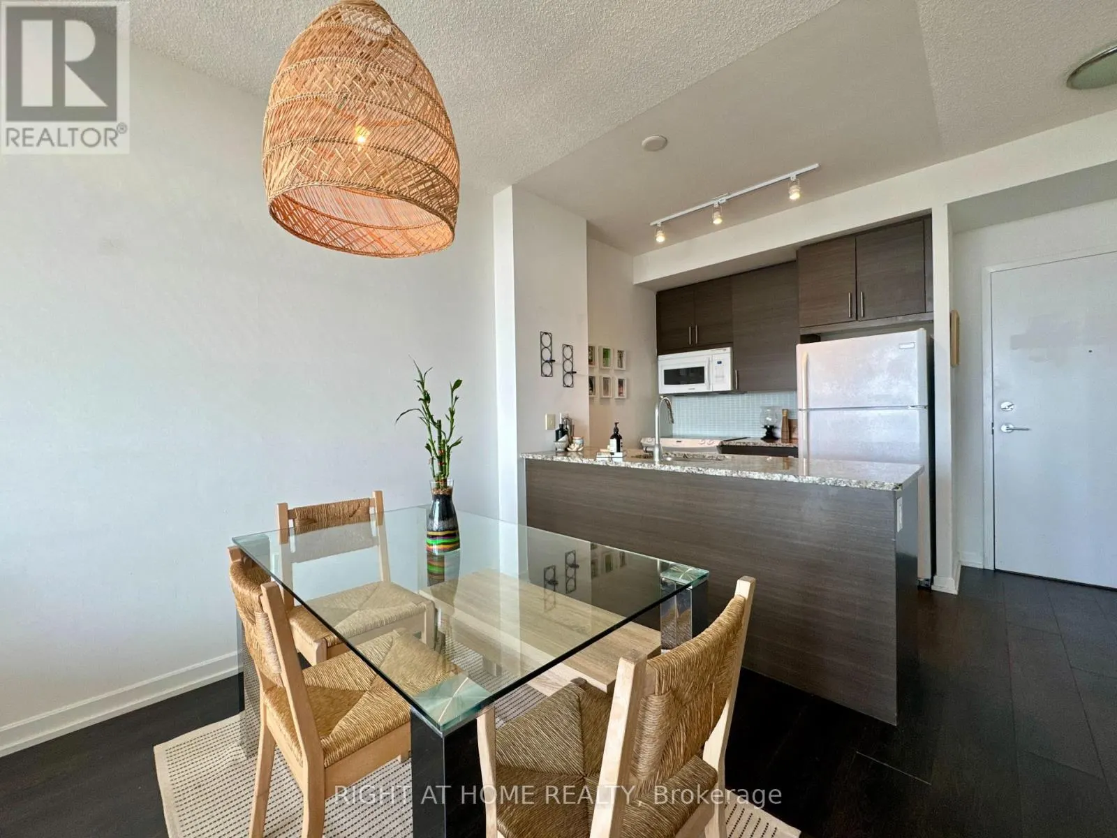 2109 - 70 FOREST MANOR ROAD