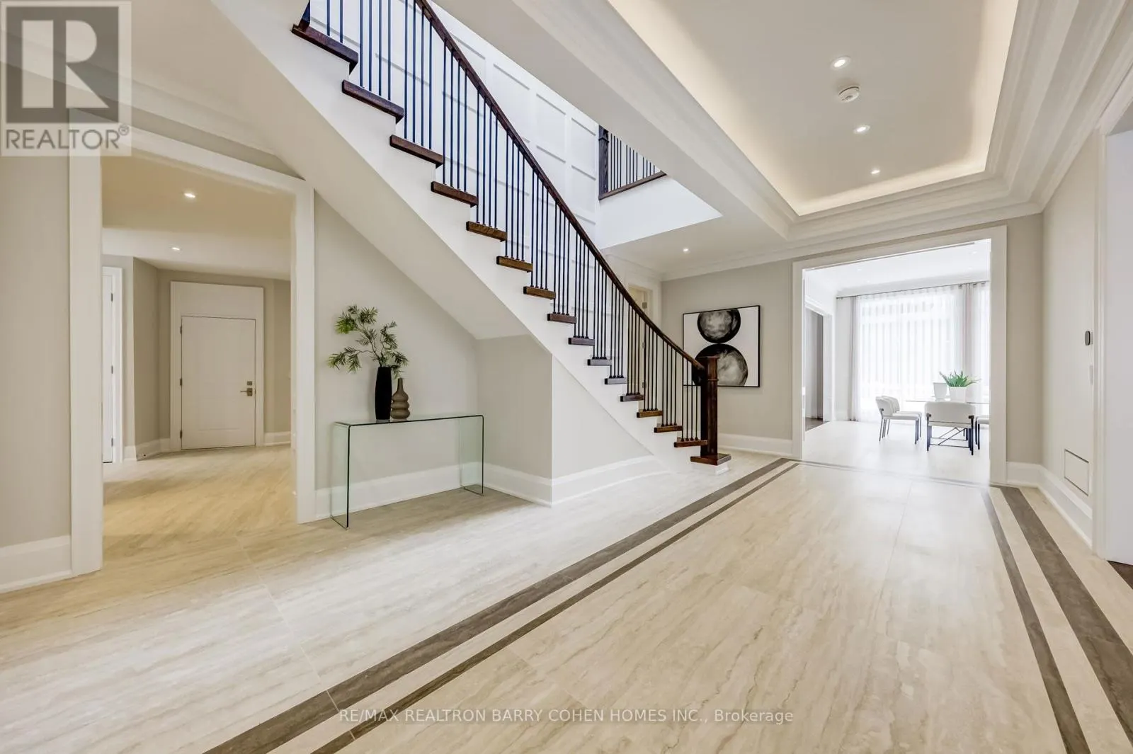 189 OLD YONGE STREET