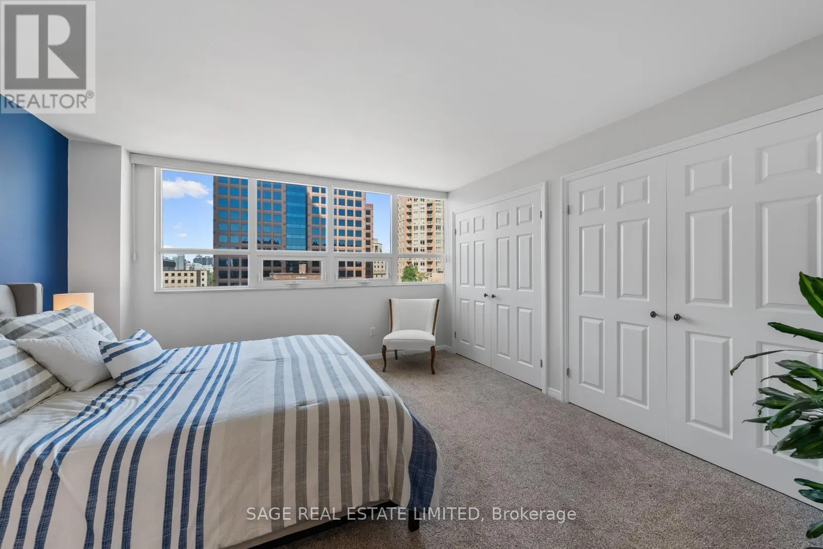1206 - 71 CHARLES STREET E
