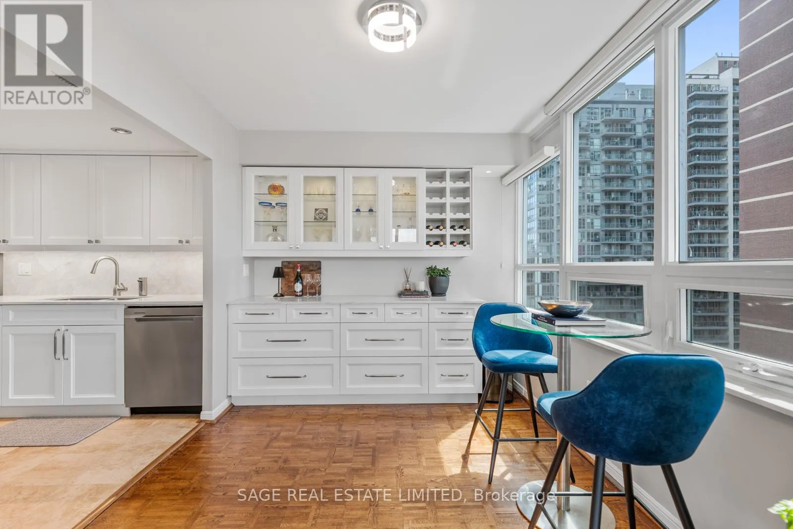 1206 - 71 CHARLES STREET E