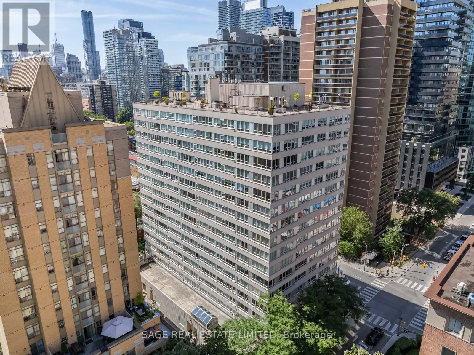 1206 - 71 CHARLES STREET E
