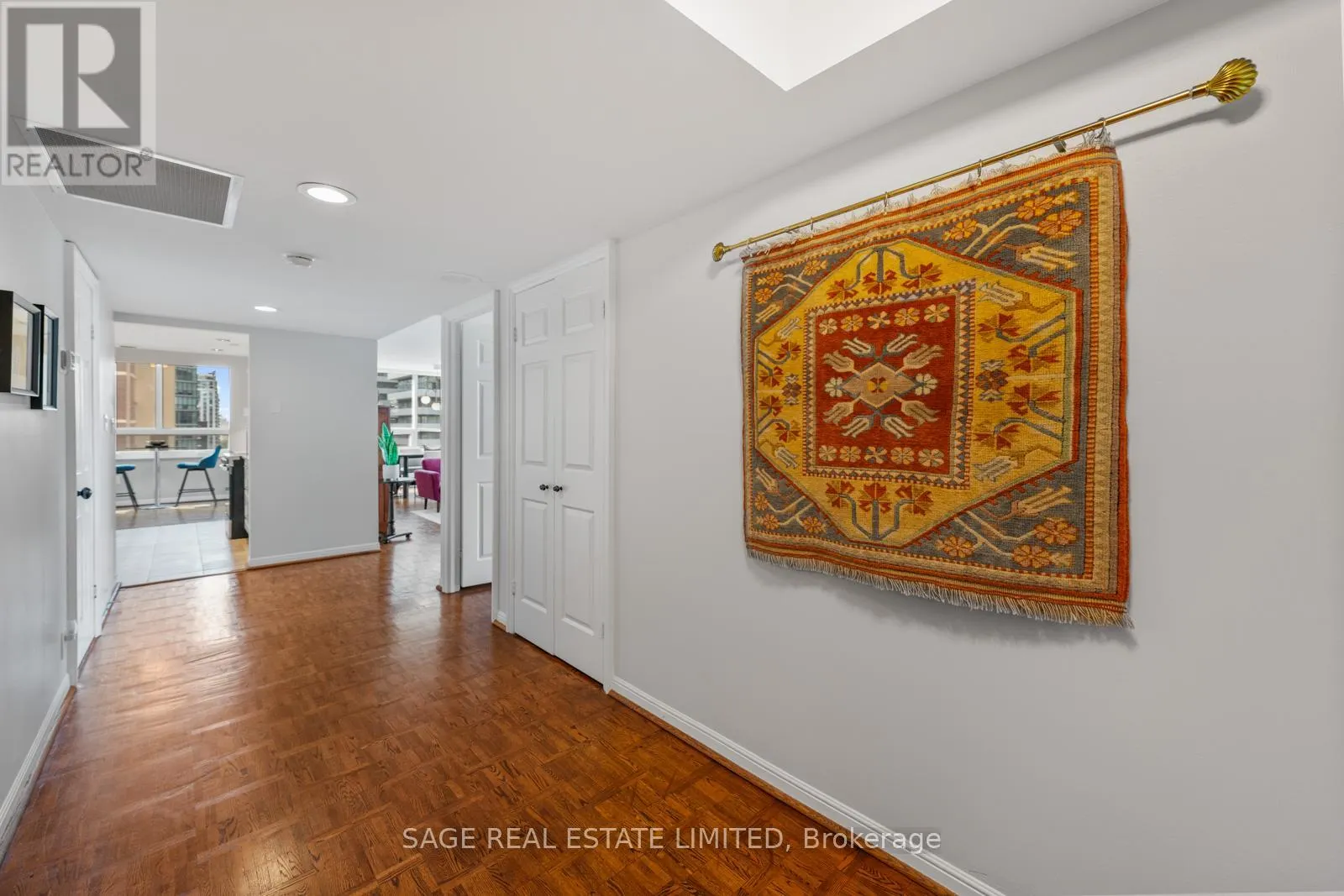 1206 - 71 CHARLES STREET E
