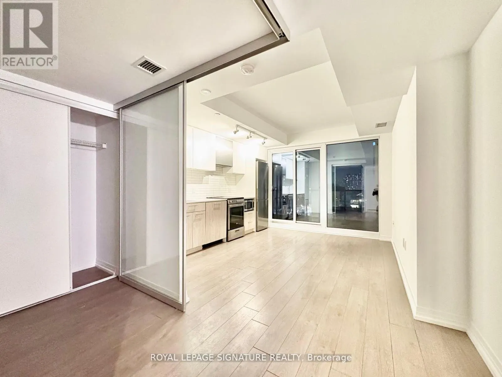 614 - 251 JARVIS STREET