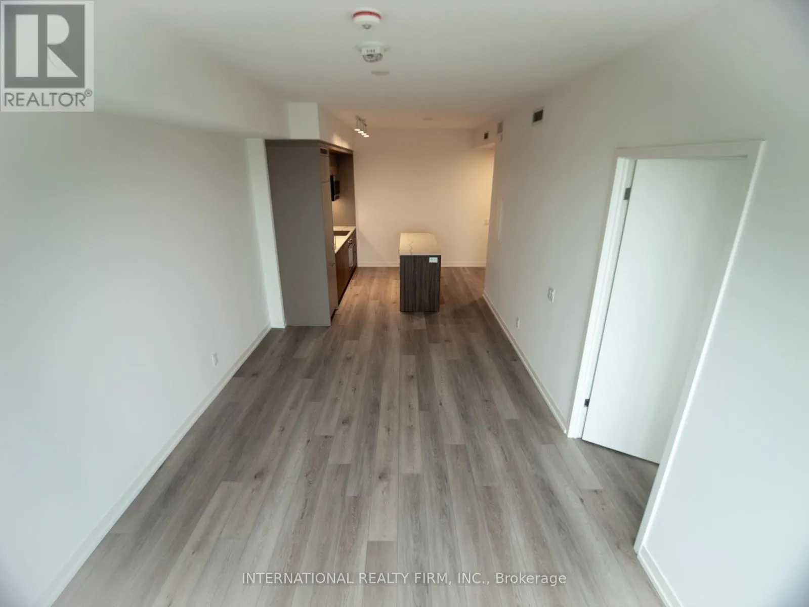 607 - 863 ST CLAIR AVENUE W