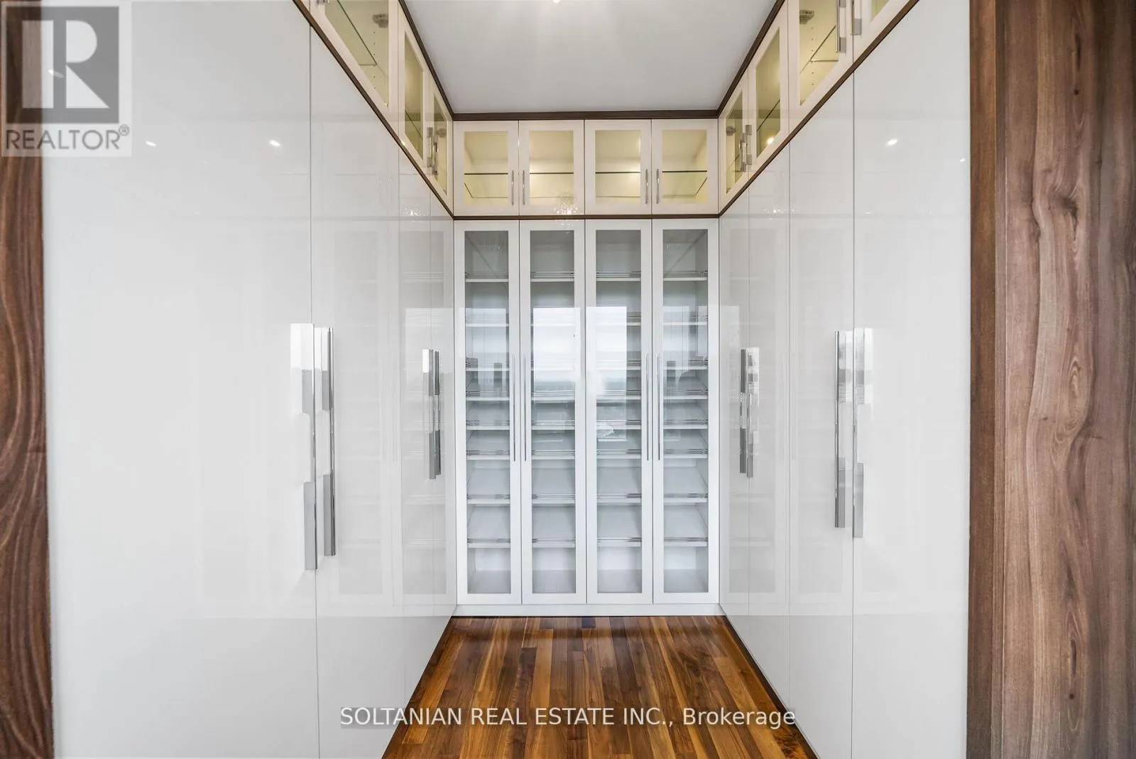 LPH3 - 660 SHEPPARD AVENUE E