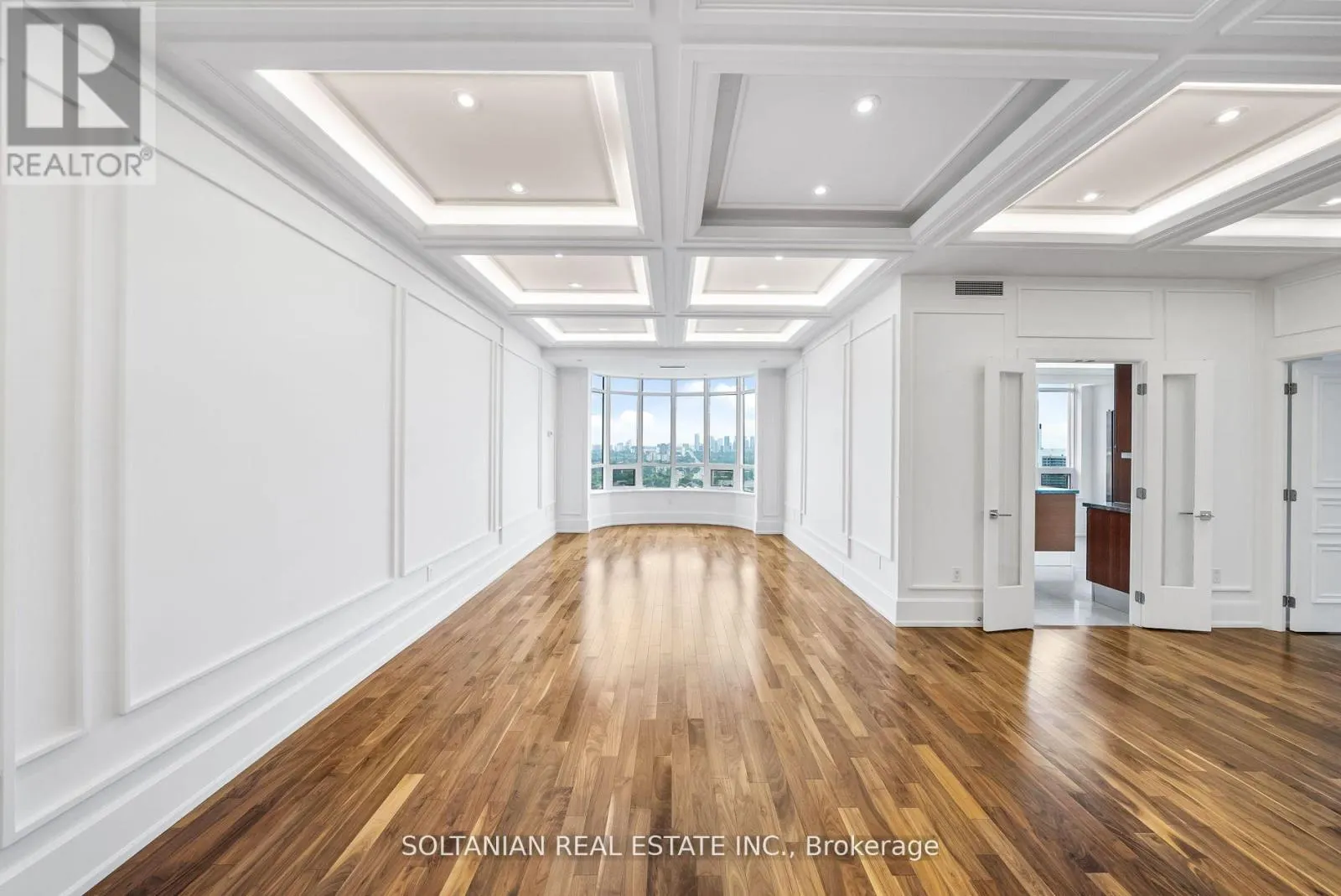 LPH3 - 660 SHEPPARD AVENUE E