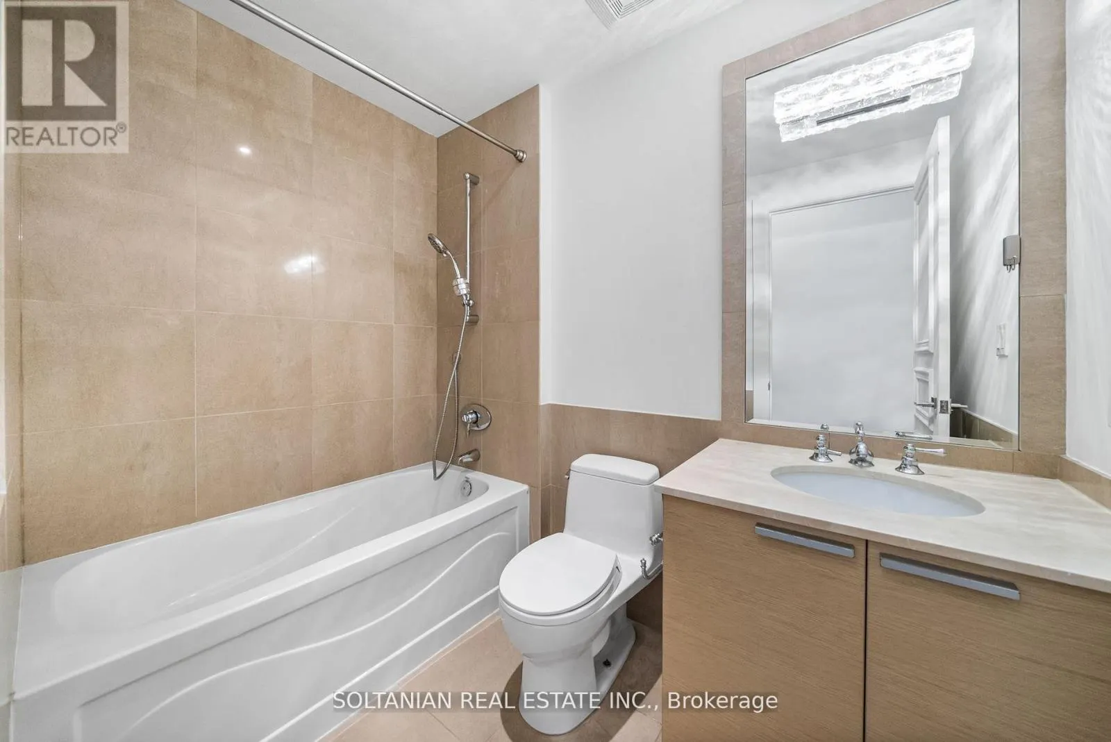 LPH3 - 660 SHEPPARD AVENUE E