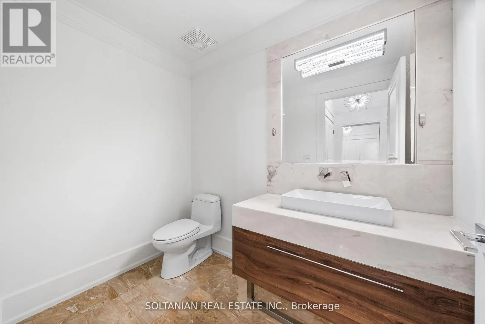 LPH3 - 660 SHEPPARD AVENUE E
