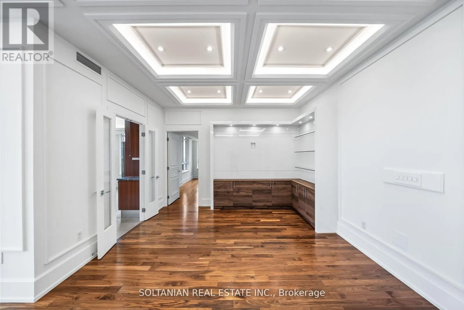 LPH3 - 660 SHEPPARD AVENUE E