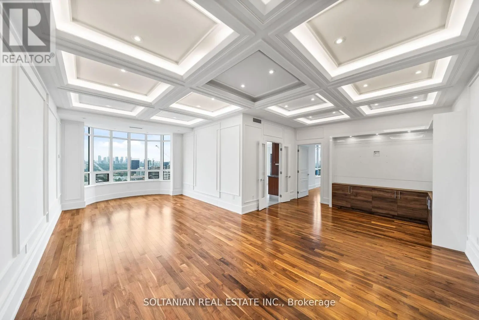 LPH3 - 660 SHEPPARD AVENUE E