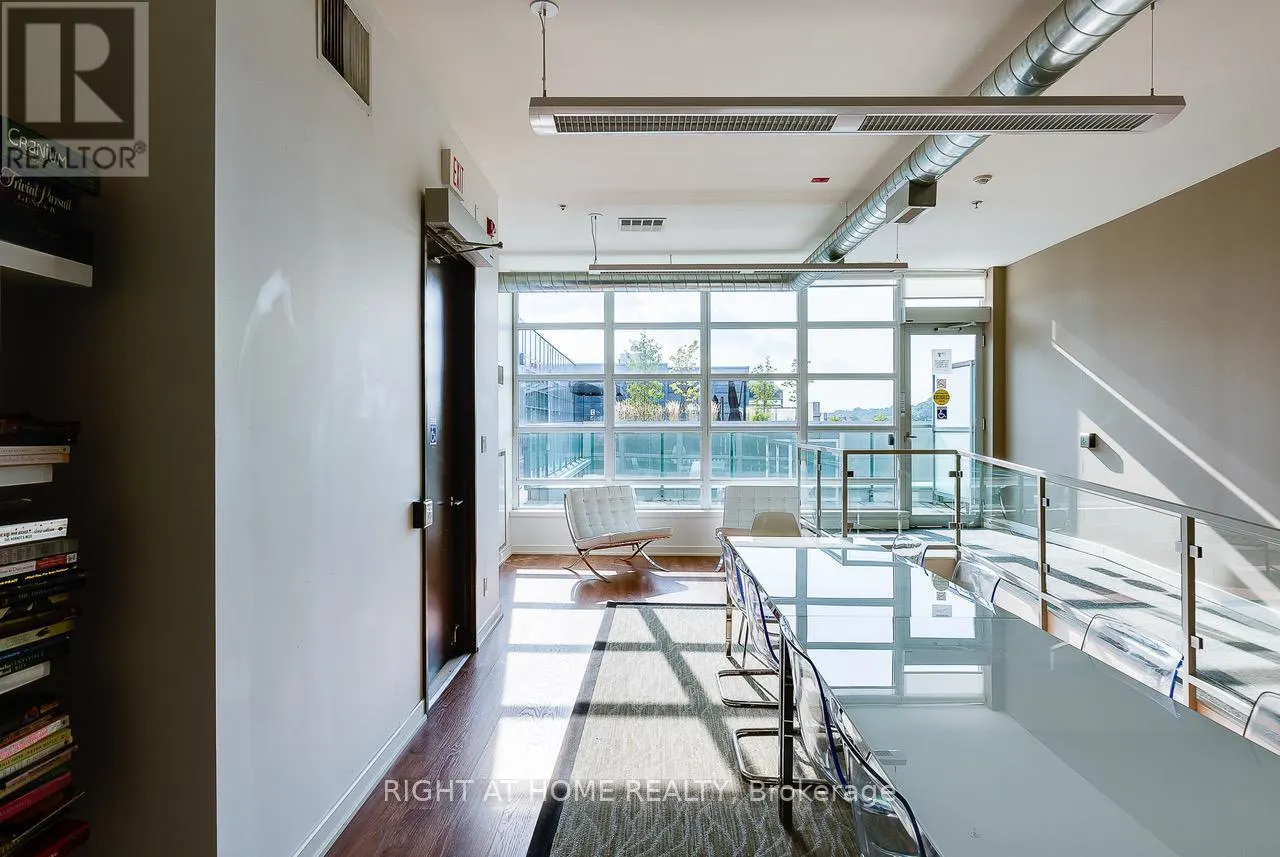 306 - 380 MACPHERSON AVENUE