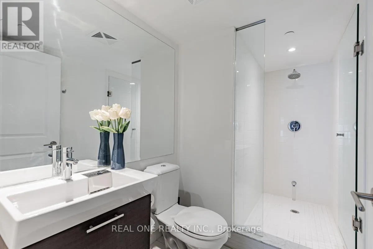 1408 - 386 YONGE STREET