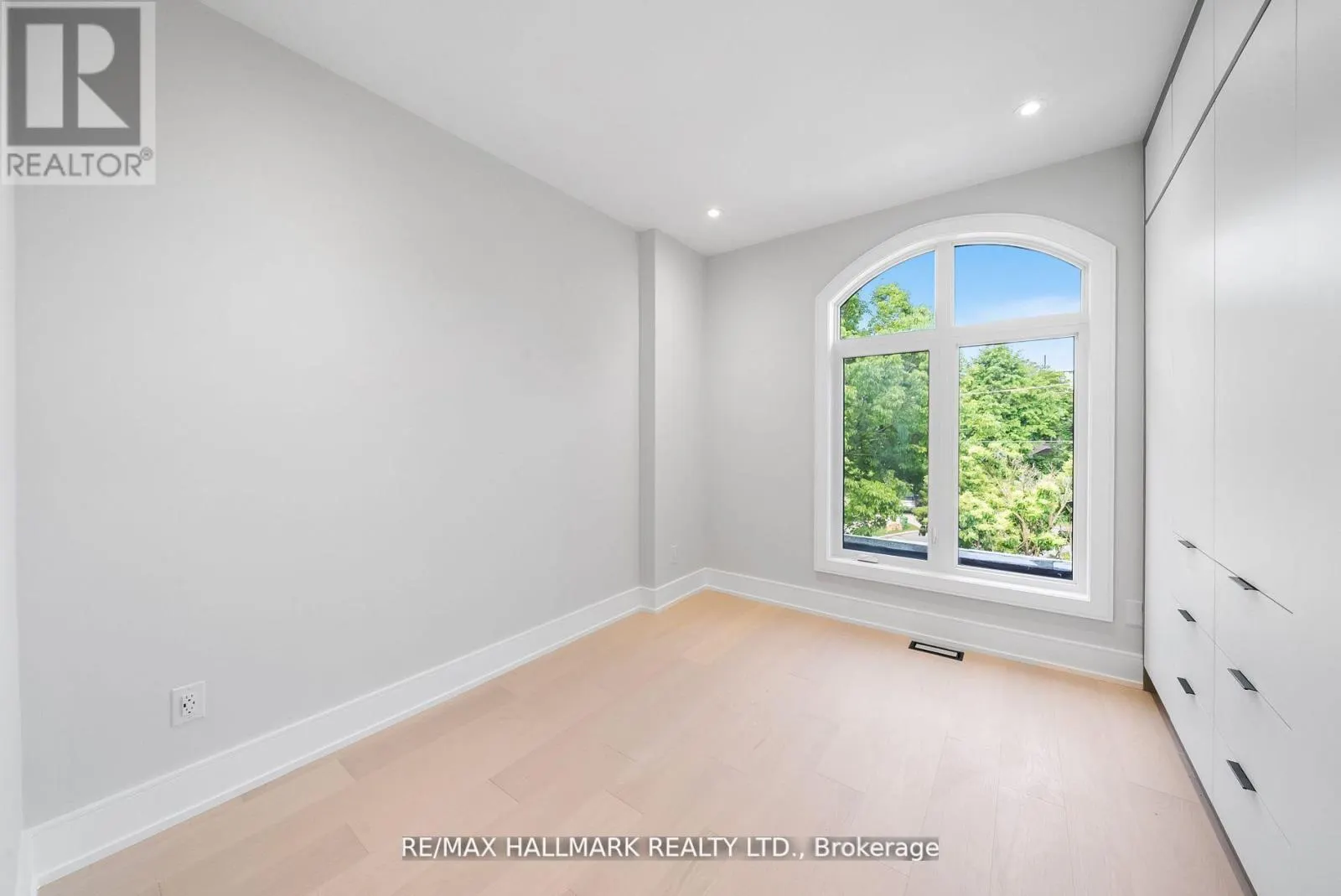 112 RANDOLPH ROAD