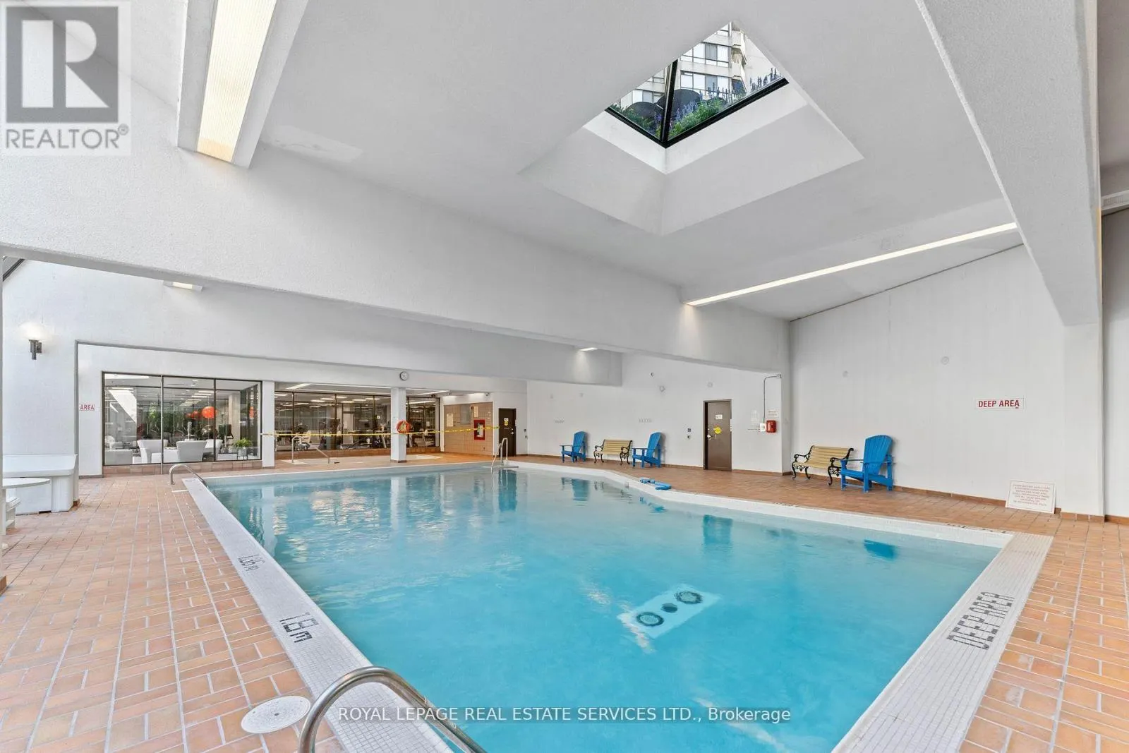 1711 - 5444 YONGE STREET