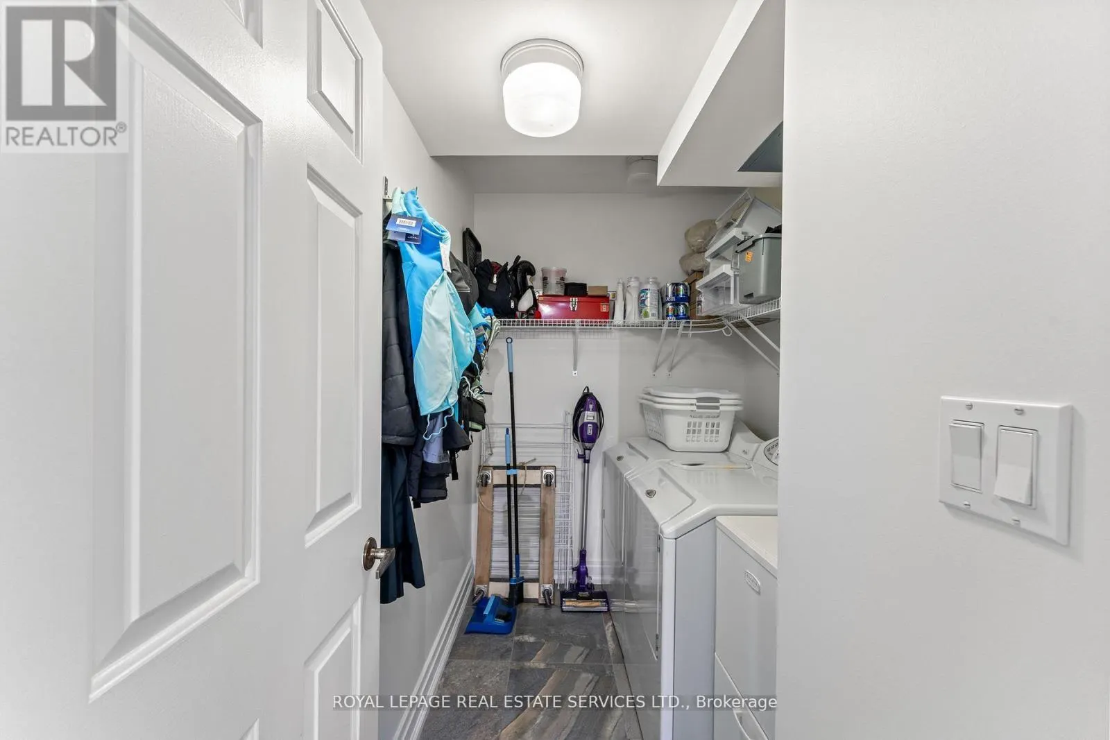1711 - 5444 YONGE STREET