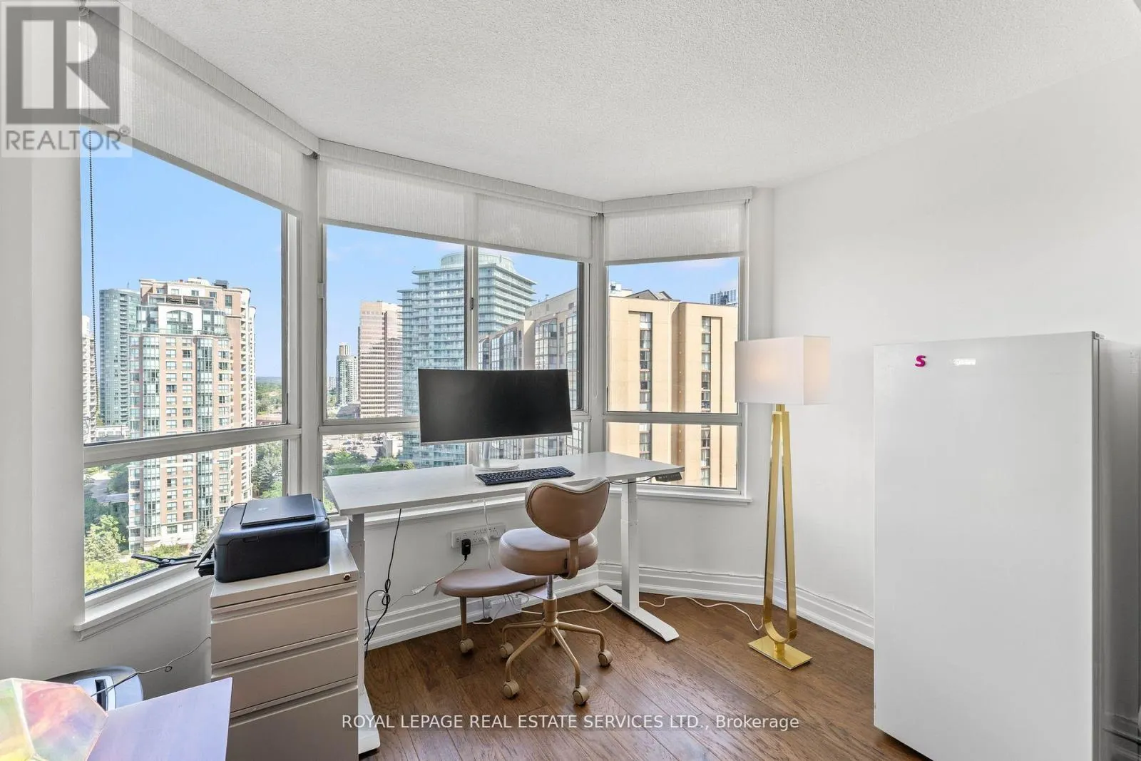 1711 - 5444 YONGE STREET