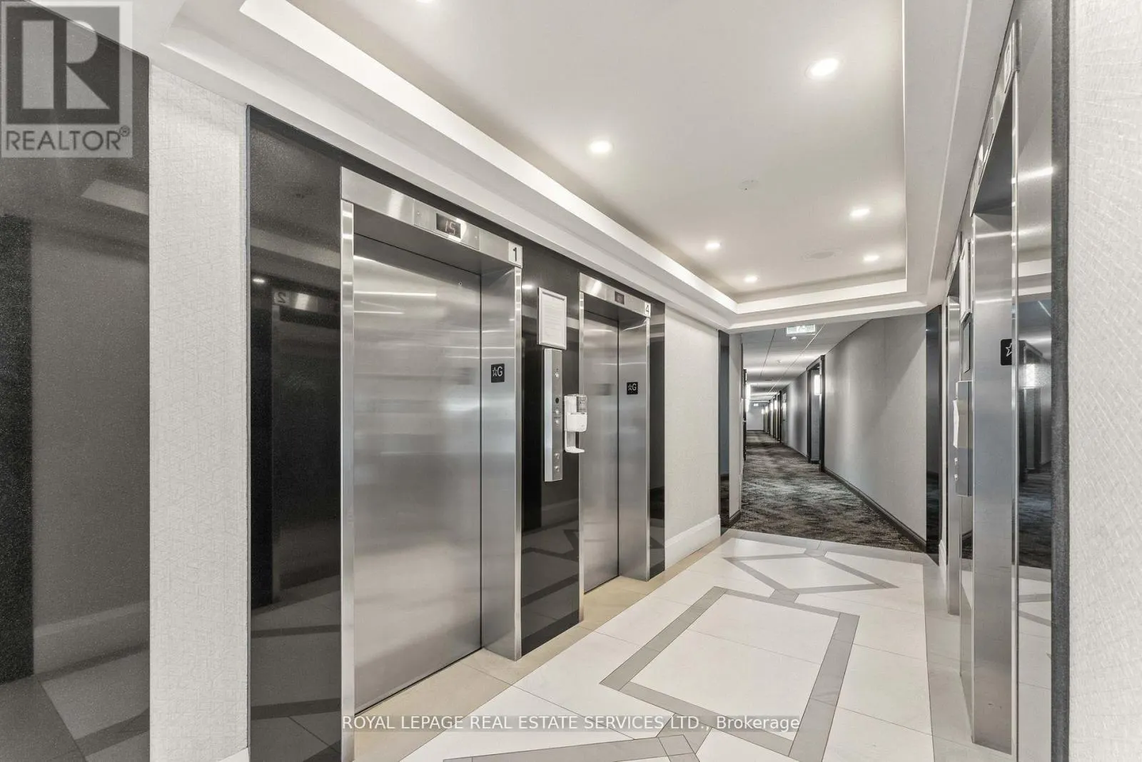 1711 - 5444 YONGE STREET