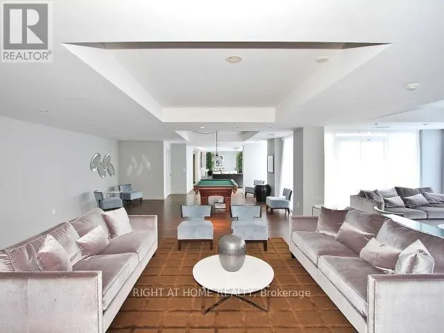 2307 - 628 FLEET STREET