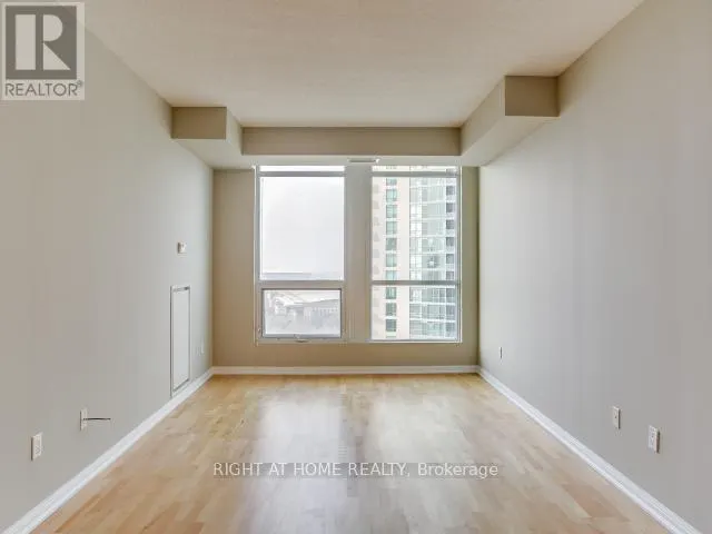 2307 - 628 FLEET STREET