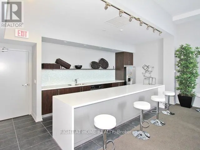 2307 - 628 FLEET STREET