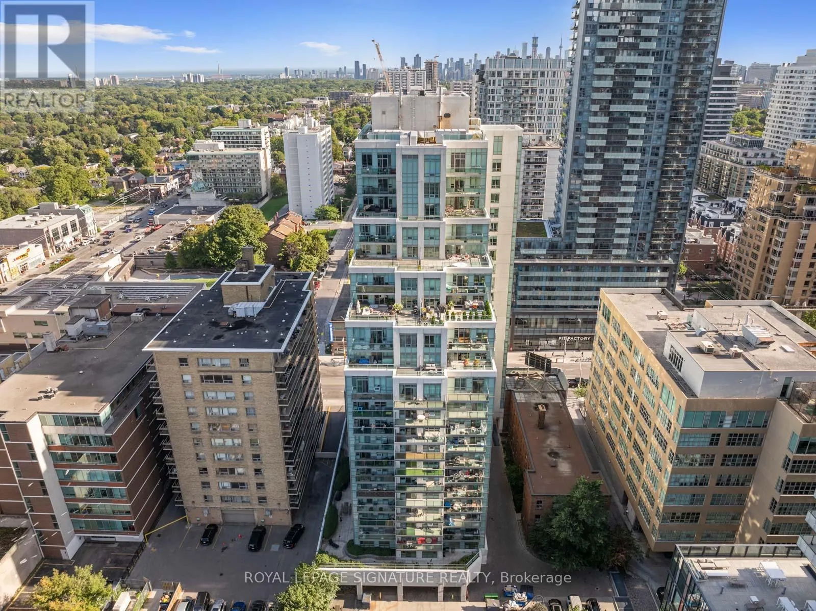 605 - 212 EGLINTON AVENUE E