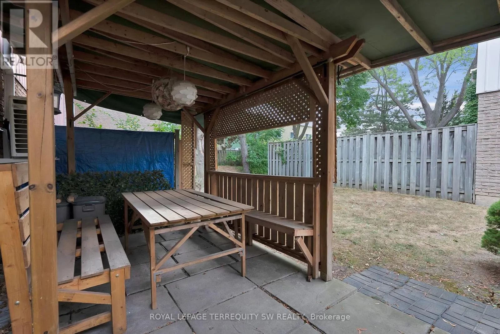 158 WOODY VINE WAY