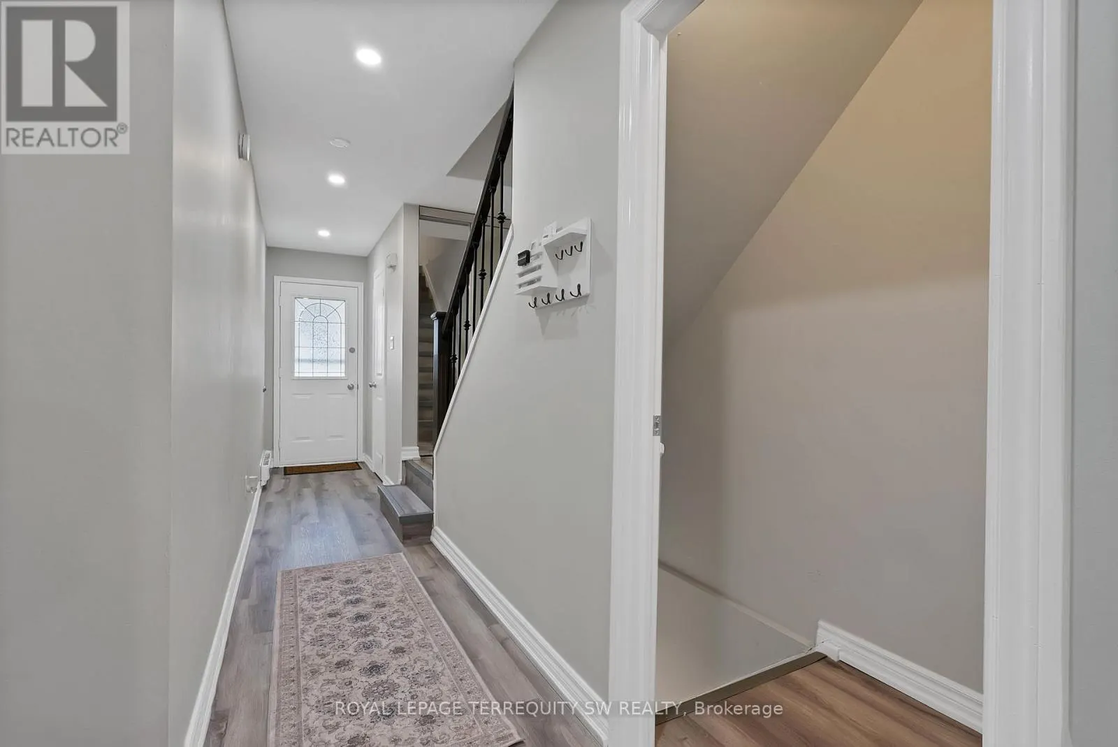 158 WOODY VINE WAY
