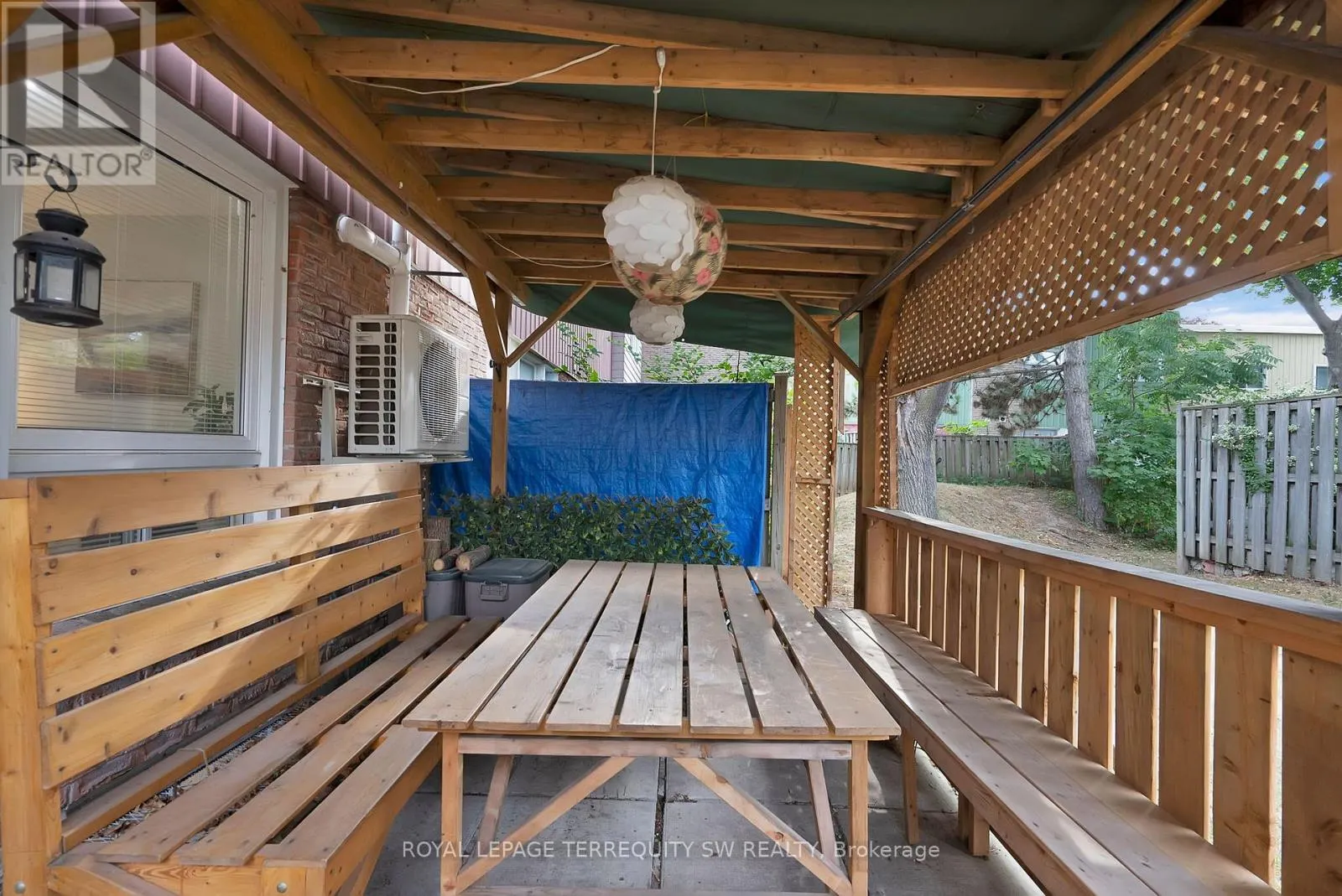 158 WOODY VINE WAY