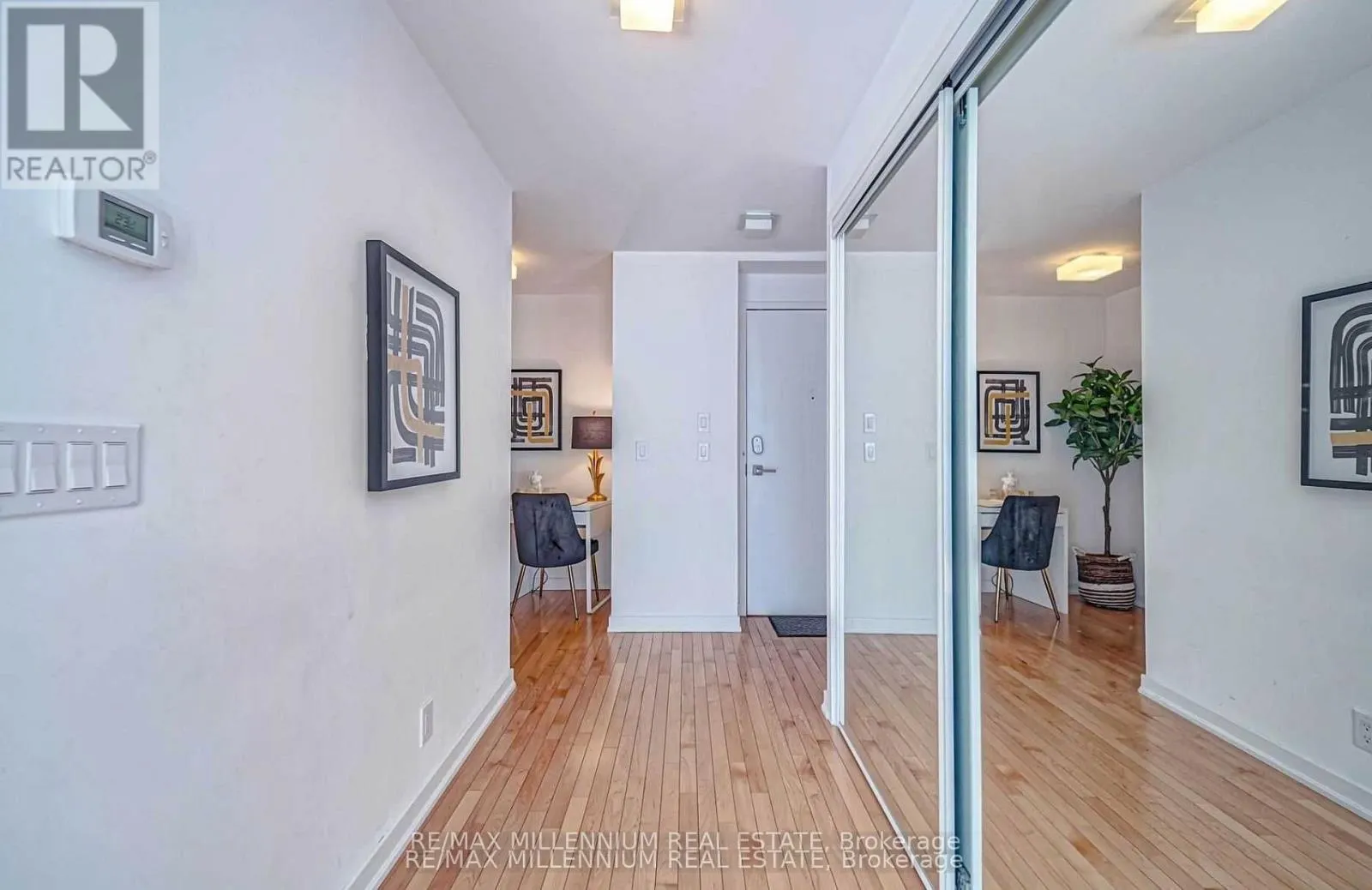 3612 - 14 YORK STREET