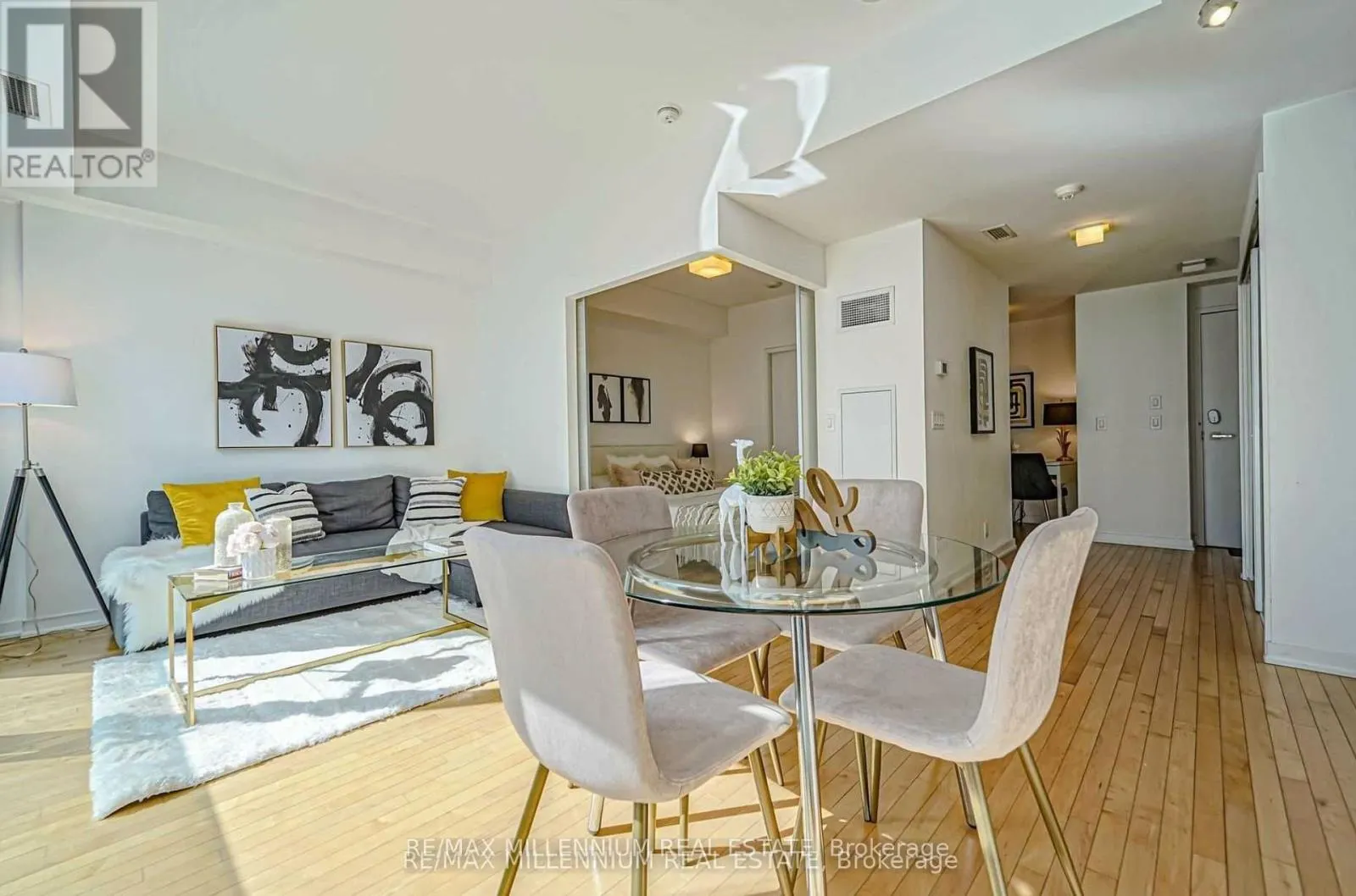 3612 - 14 YORK STREET