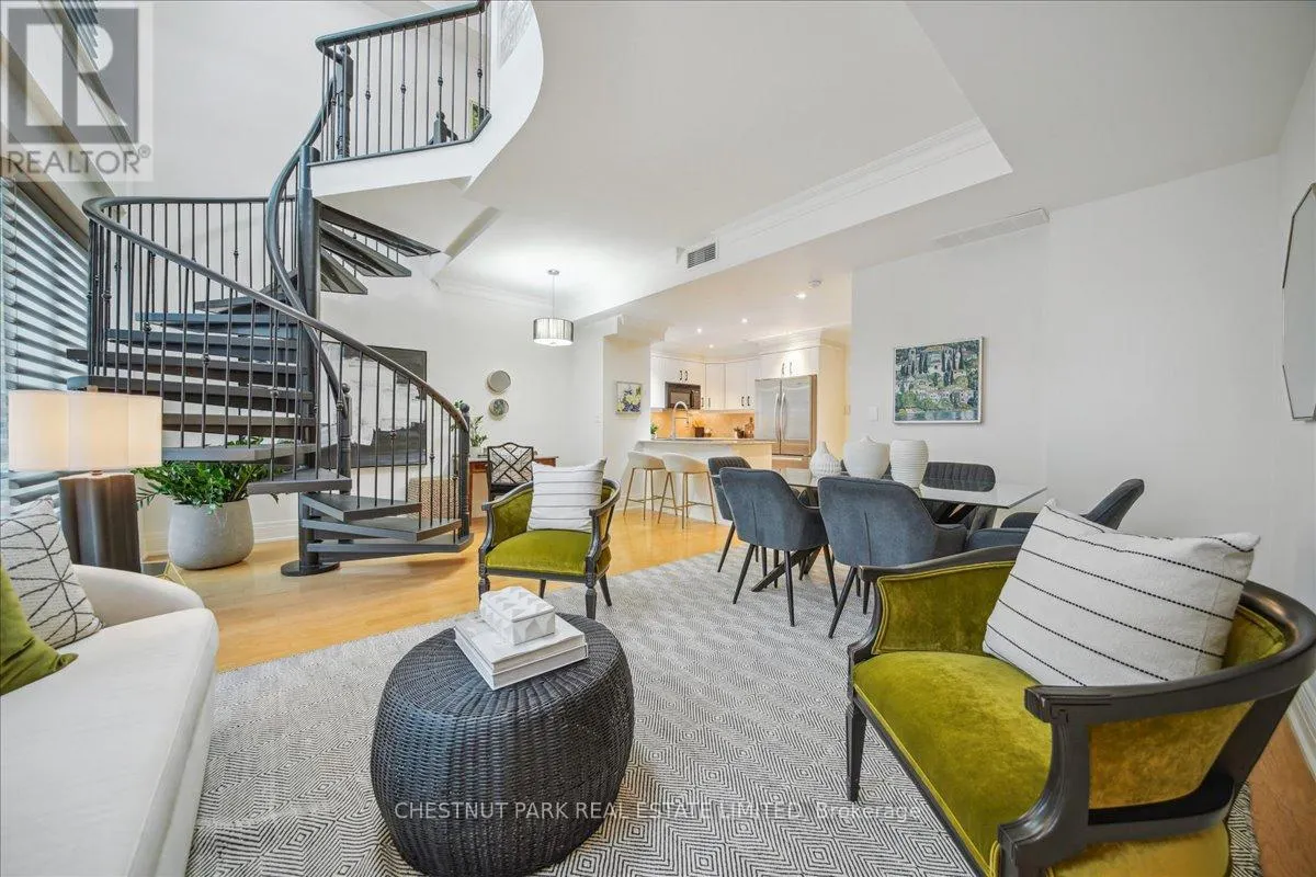 203 - 33 DELISLE AVENUE